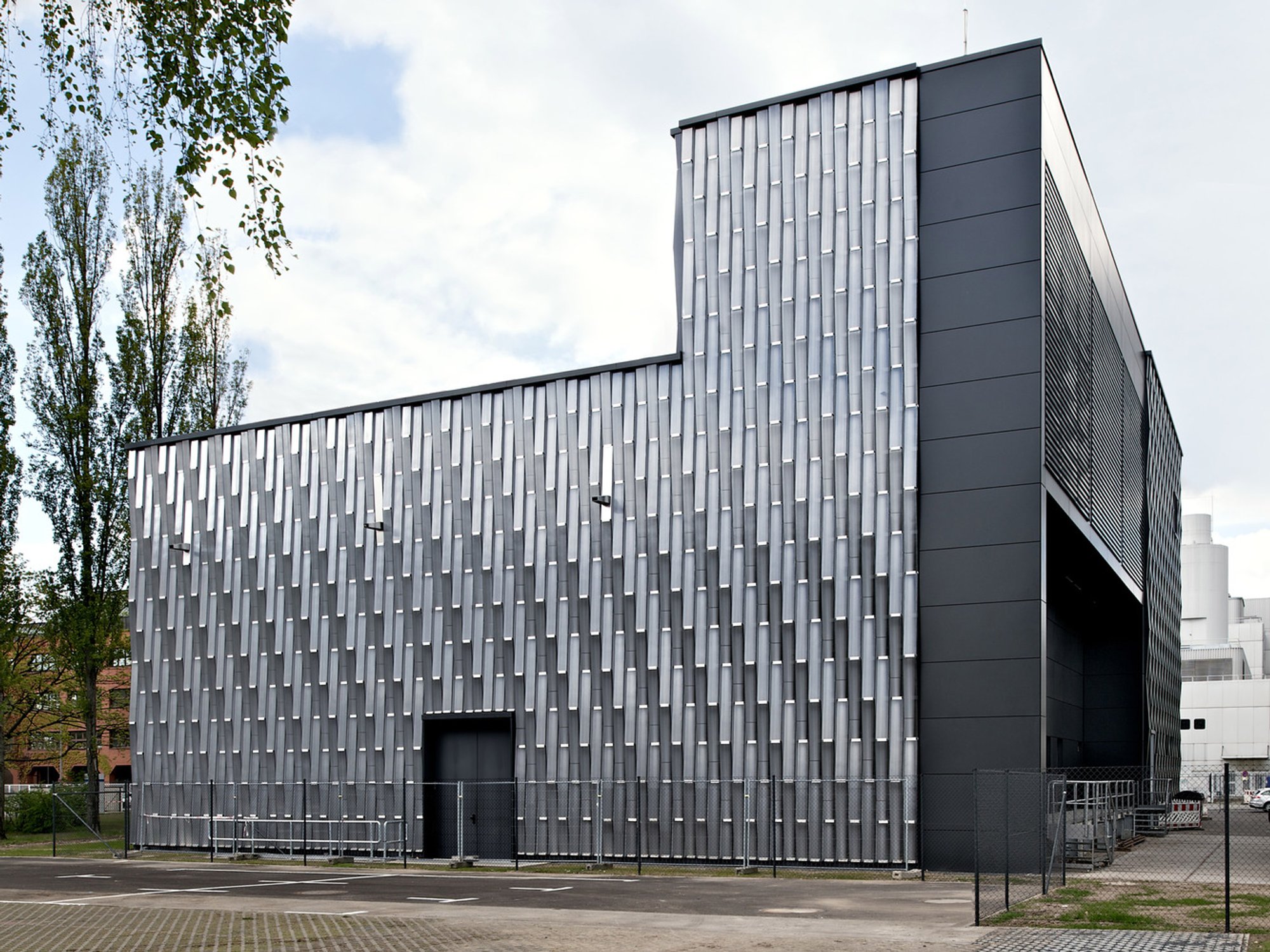 Umspannwerk Sellerstrasse Energy Plant by Heide & von Beckerath: Revitalizing Berlin’s Urban Energy Infrastructure