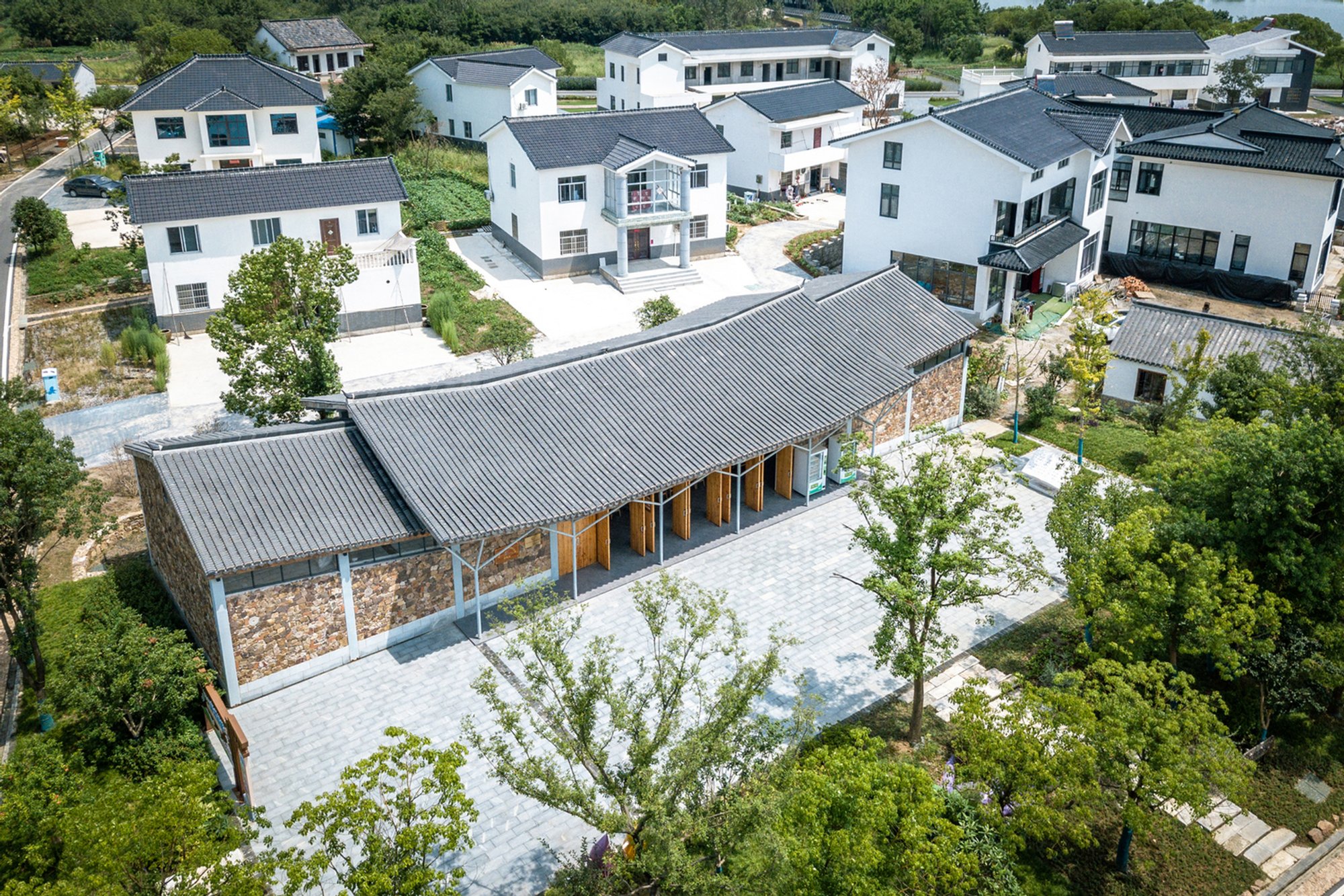 Conference Hall in Niumatang by Atelier RenTian: A Contemporary Reinterpretation of Wenzhou Architectural Heritage
