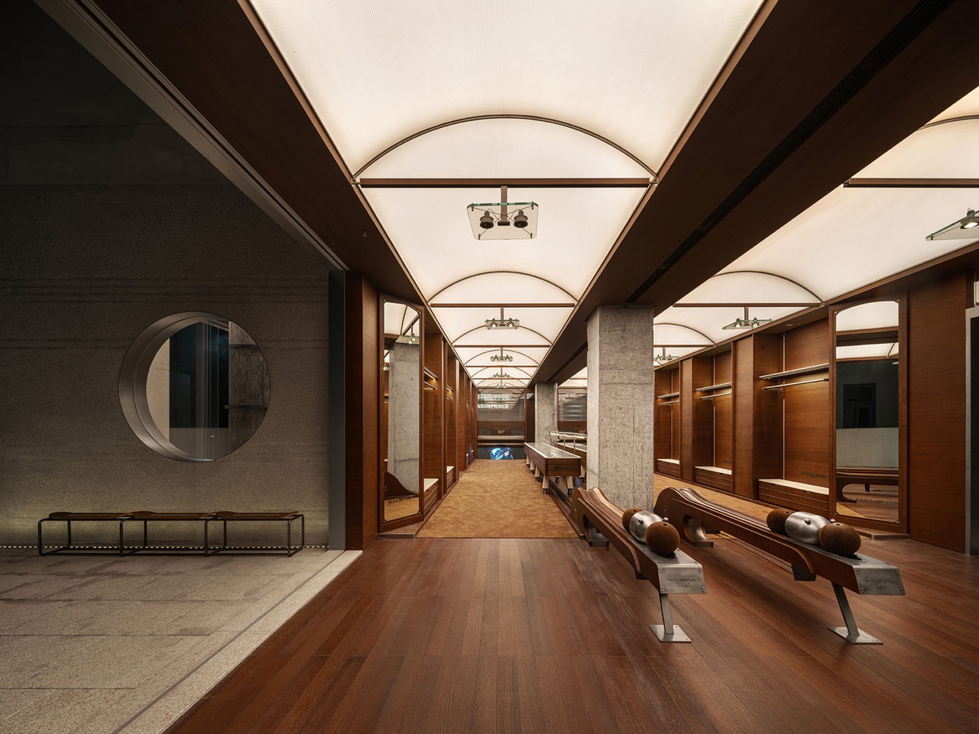 Avant-Garde Retail Architecture: MASONPRINCE Flagship Store by TOMO DESIGN