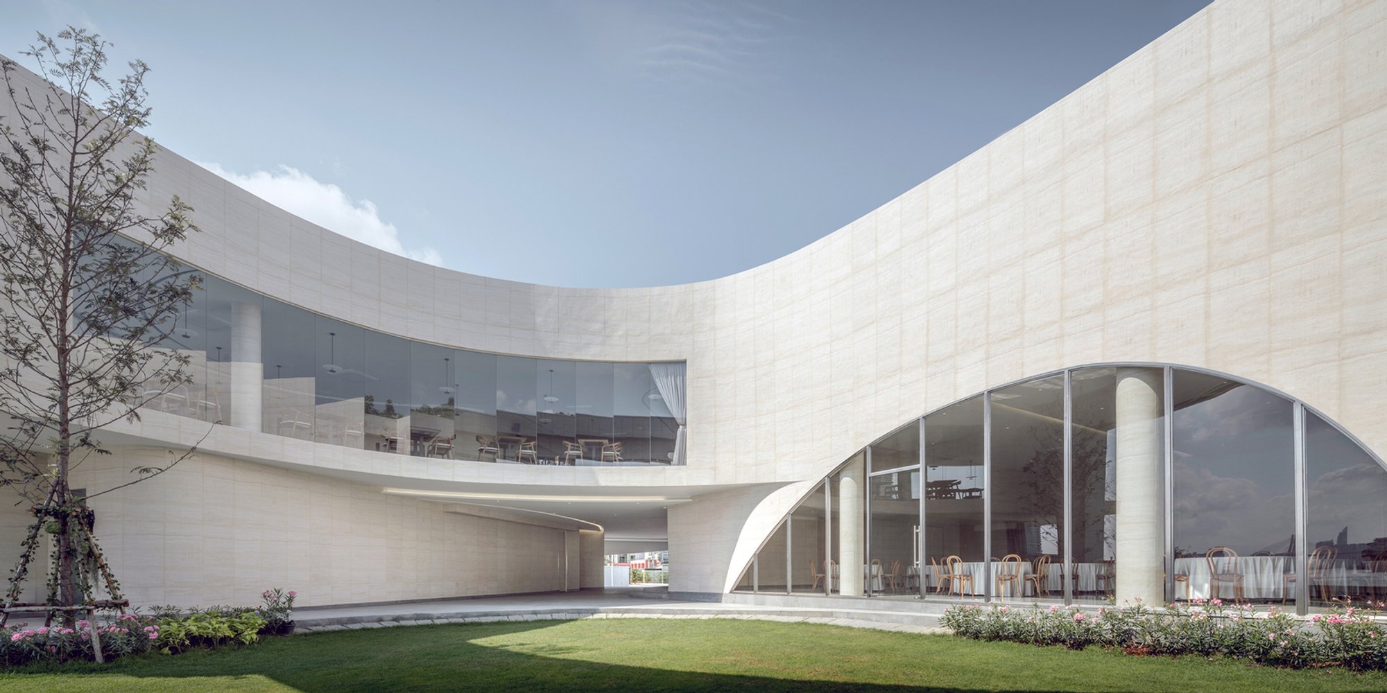 Riverside Wedding Venue Architecture: Rarin Wedding Venue by ASWA in Bangkok