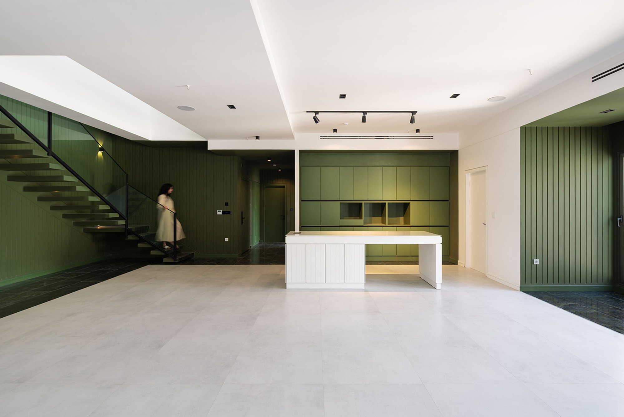 Miyan Residential Building by Pi Architects: A New Approach to Multi-Level Urban Residential Architecture