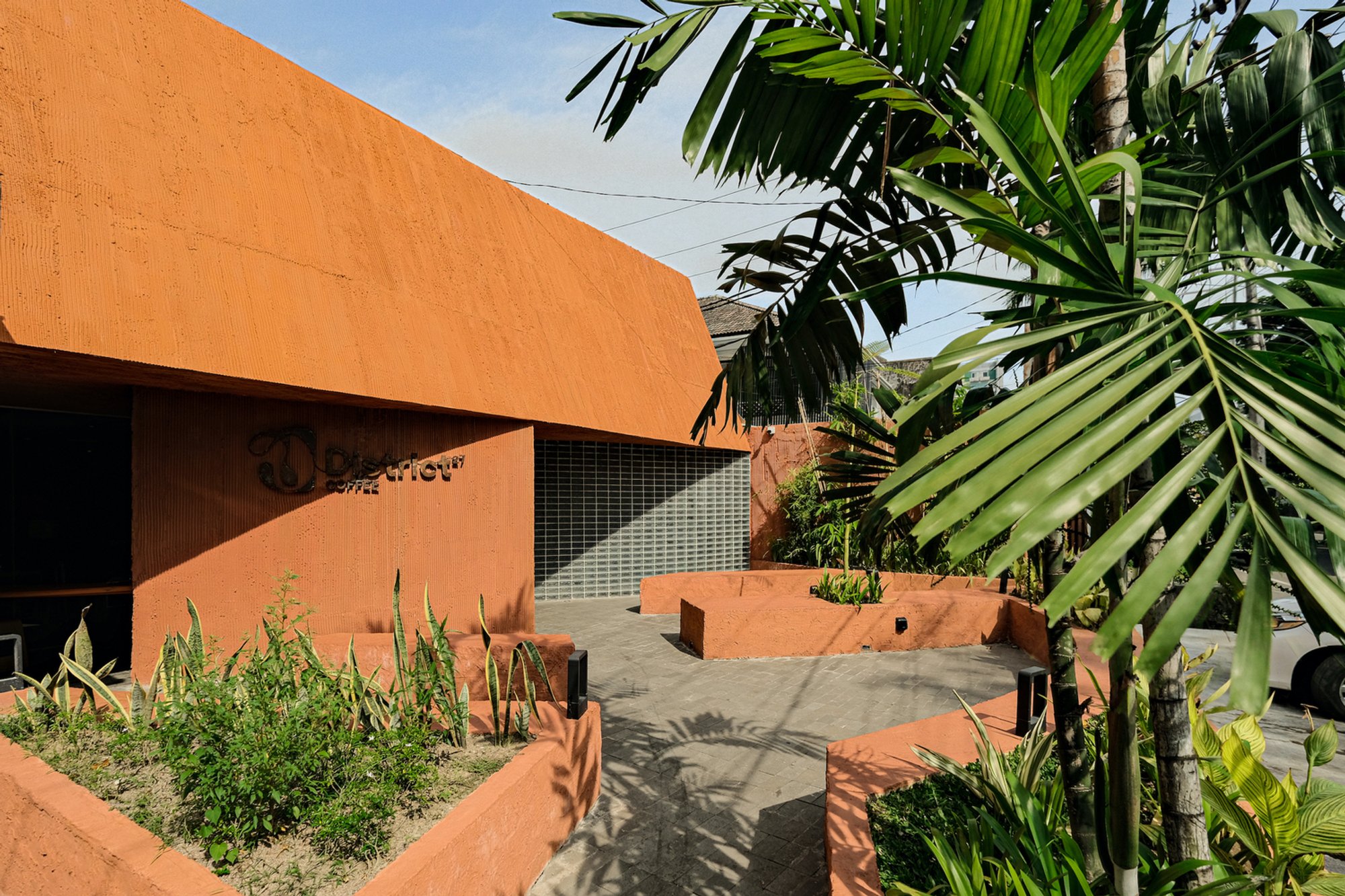 Adaptive Reuse Coffee Shop Architecture: District 27 by INS Studio in Indonesia