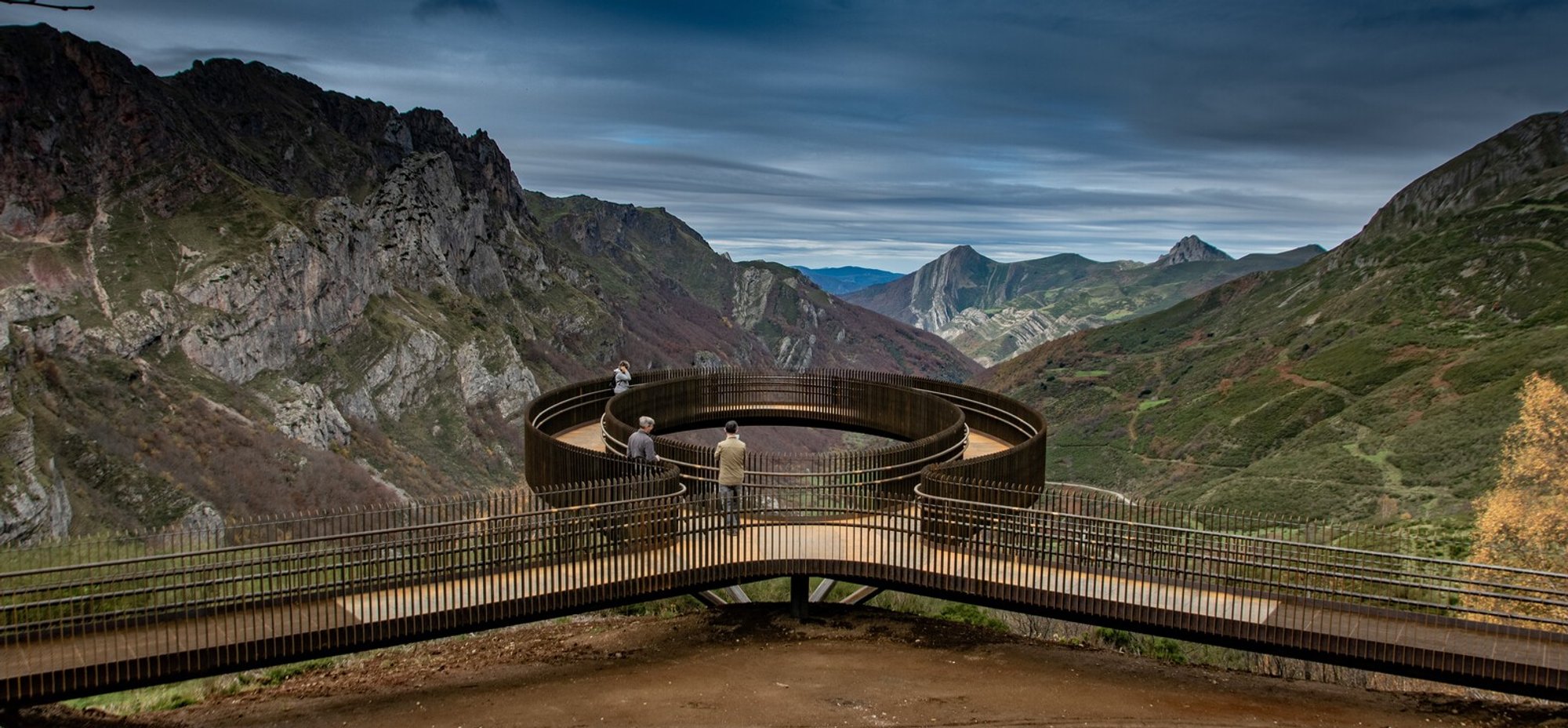 Geological Viewpoint Architecture: The Saliencia or Farrapona Valley by PUERTO & SÁNCHEZ ARQUITECTOS