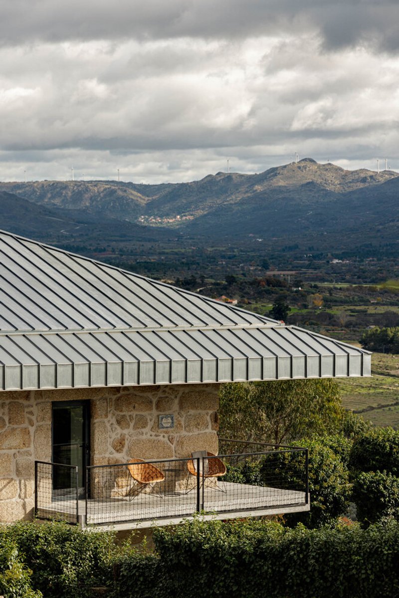 All photographs are works of&nbsp; Ivo Tavares Studio