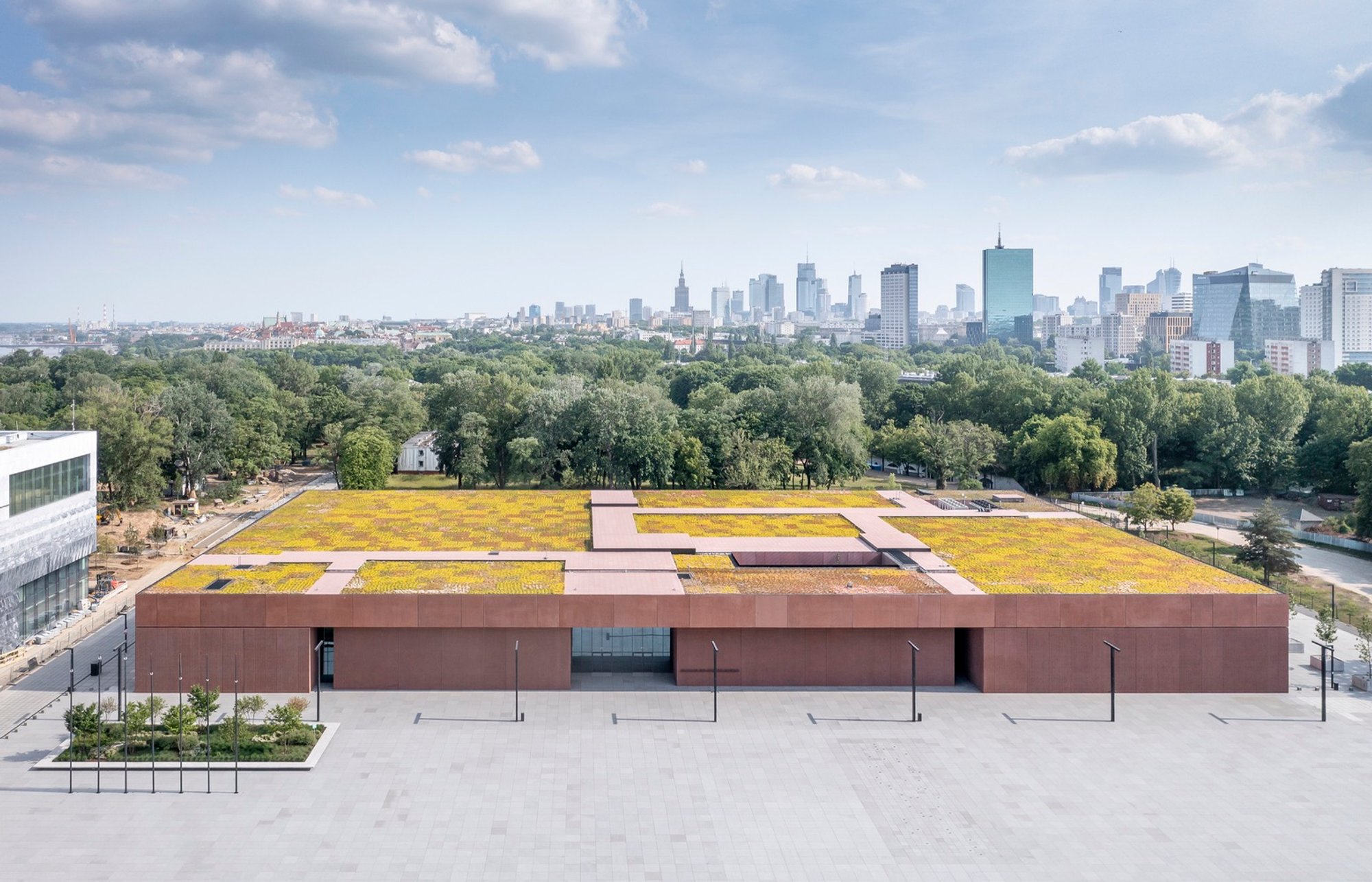 Polish Army Museum by WXCA: A Contemporary Tribute to Military Heritage in Warsaw