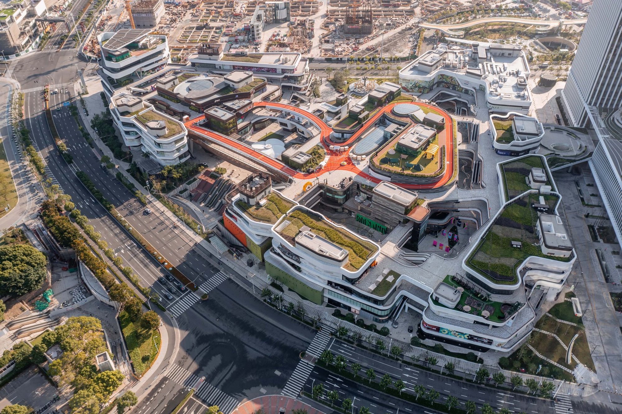 Taikoo Li Qiantan Retail Wellness Center by 5+design: A Landmark of Retail and Wellbeing in Shanghai