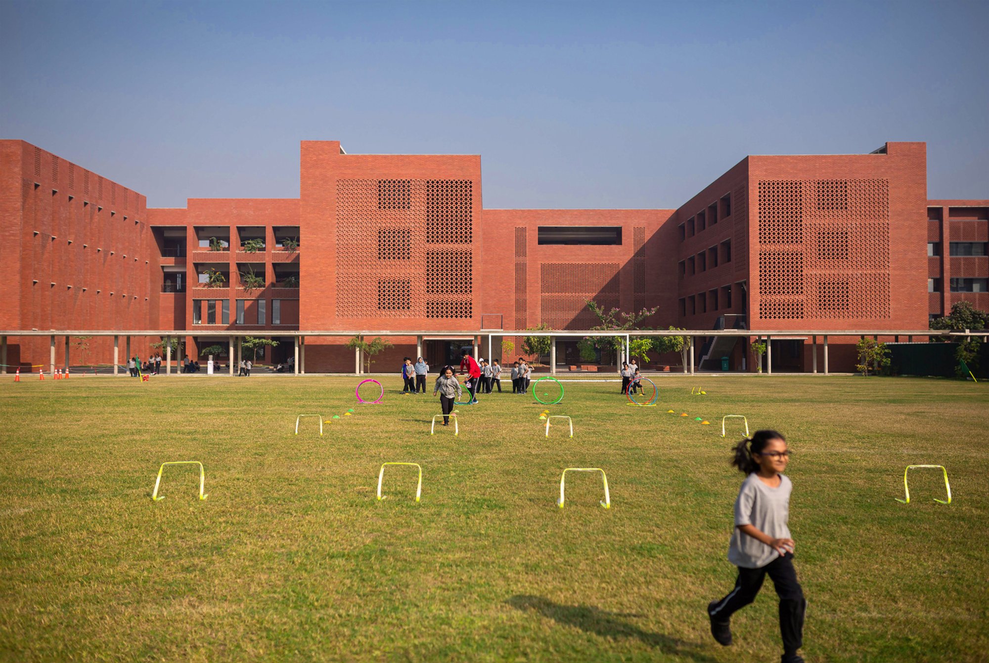 Aga Khan Academy by SHATOTTO and Feilden Clegg Bradley Studios: A Landmark in Sustainable School Architecture in Dhaka