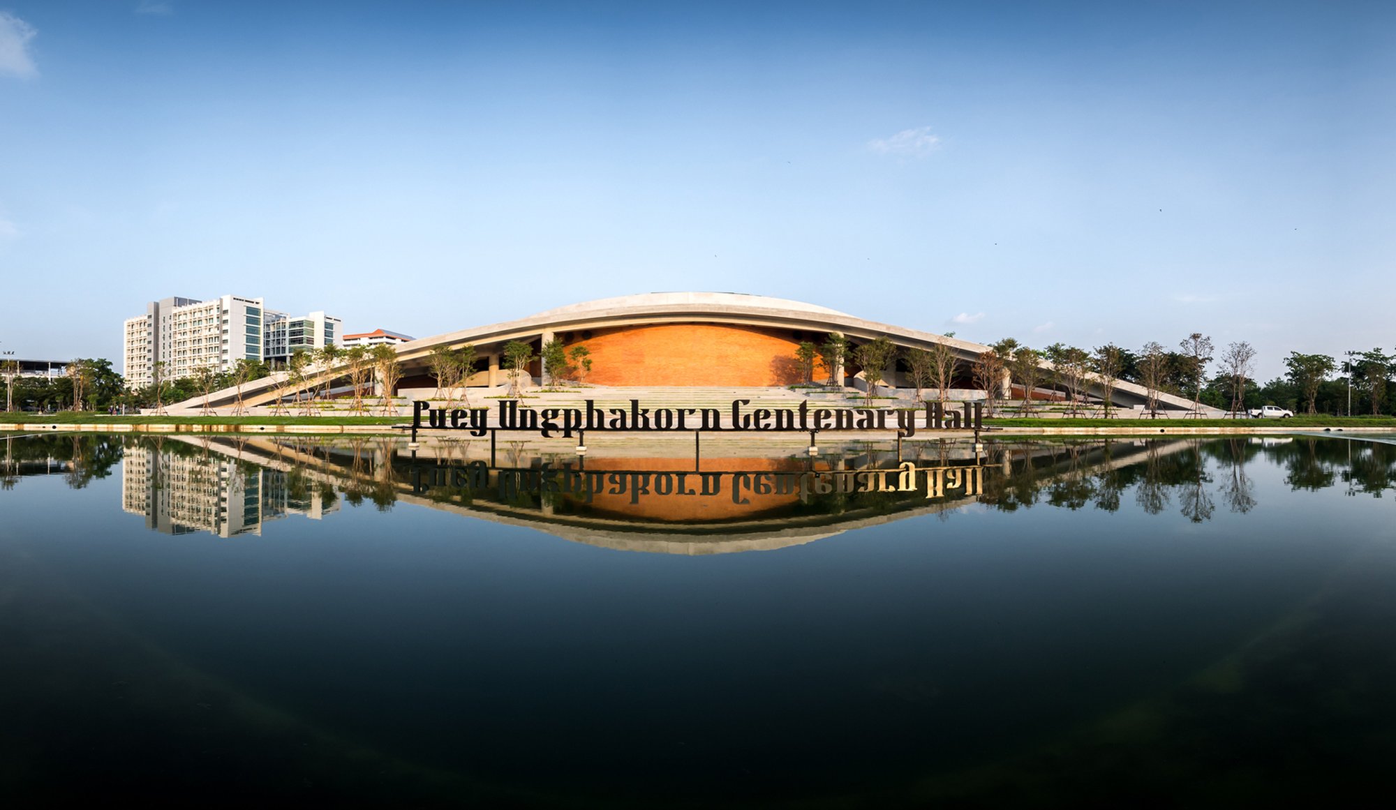 Puey Ungpahakorn Centenary Hall by Arsomsilp: A Landmark of Sustainable Architecture and Learning in Thailand