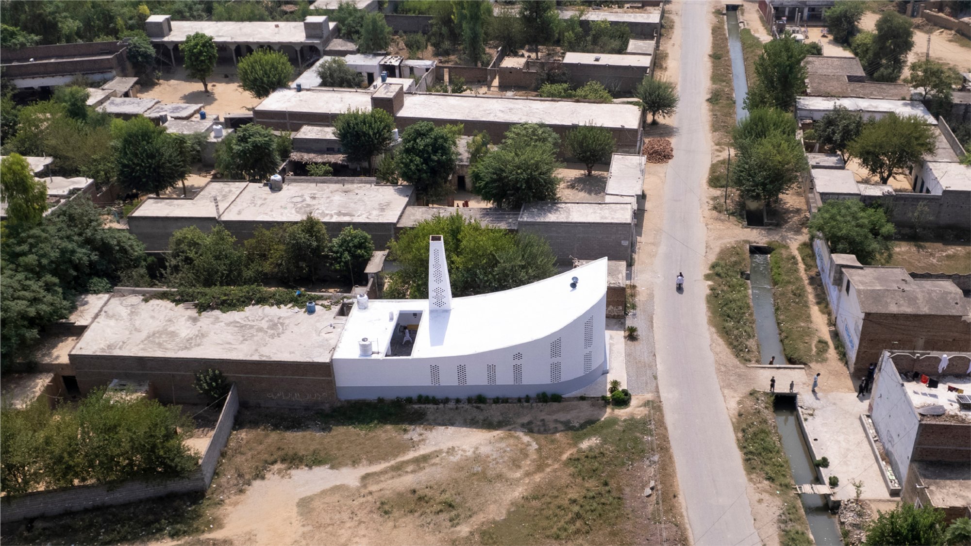 Rahma Mosque by AWMA: A Community-Centric Mosque of Mercy in Mardan, Pakistan