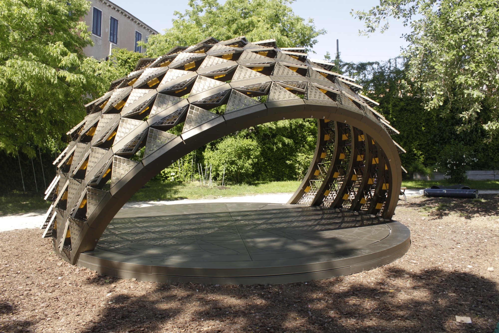 SOMBRA Pavilion by MVRDV: A Pioneering Kinetic Architecture Pavilion in Venice