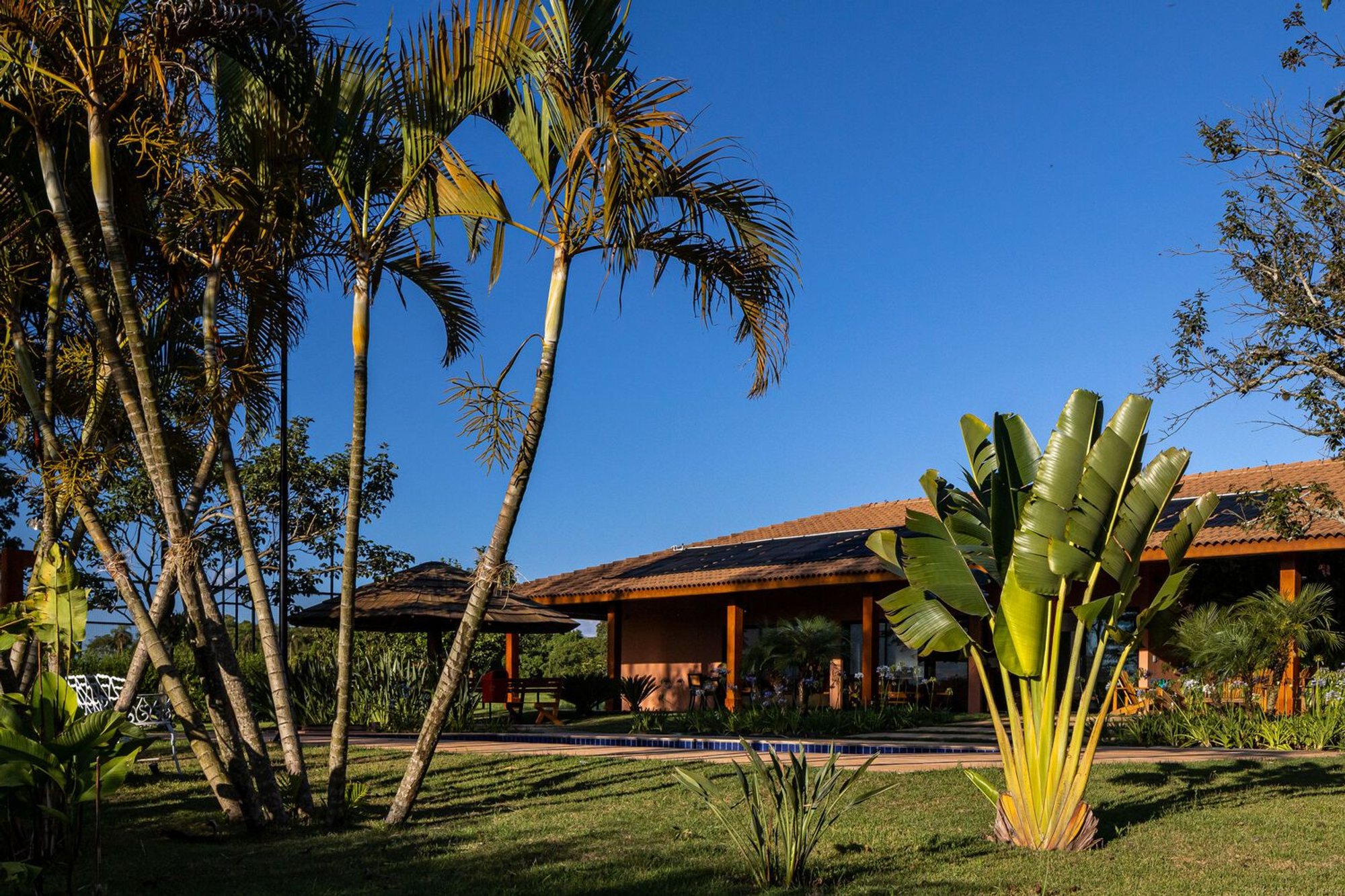 Marilu House by Piúna Arquitetura: A Thoughtful Renovation Honoring Countryside Heritage