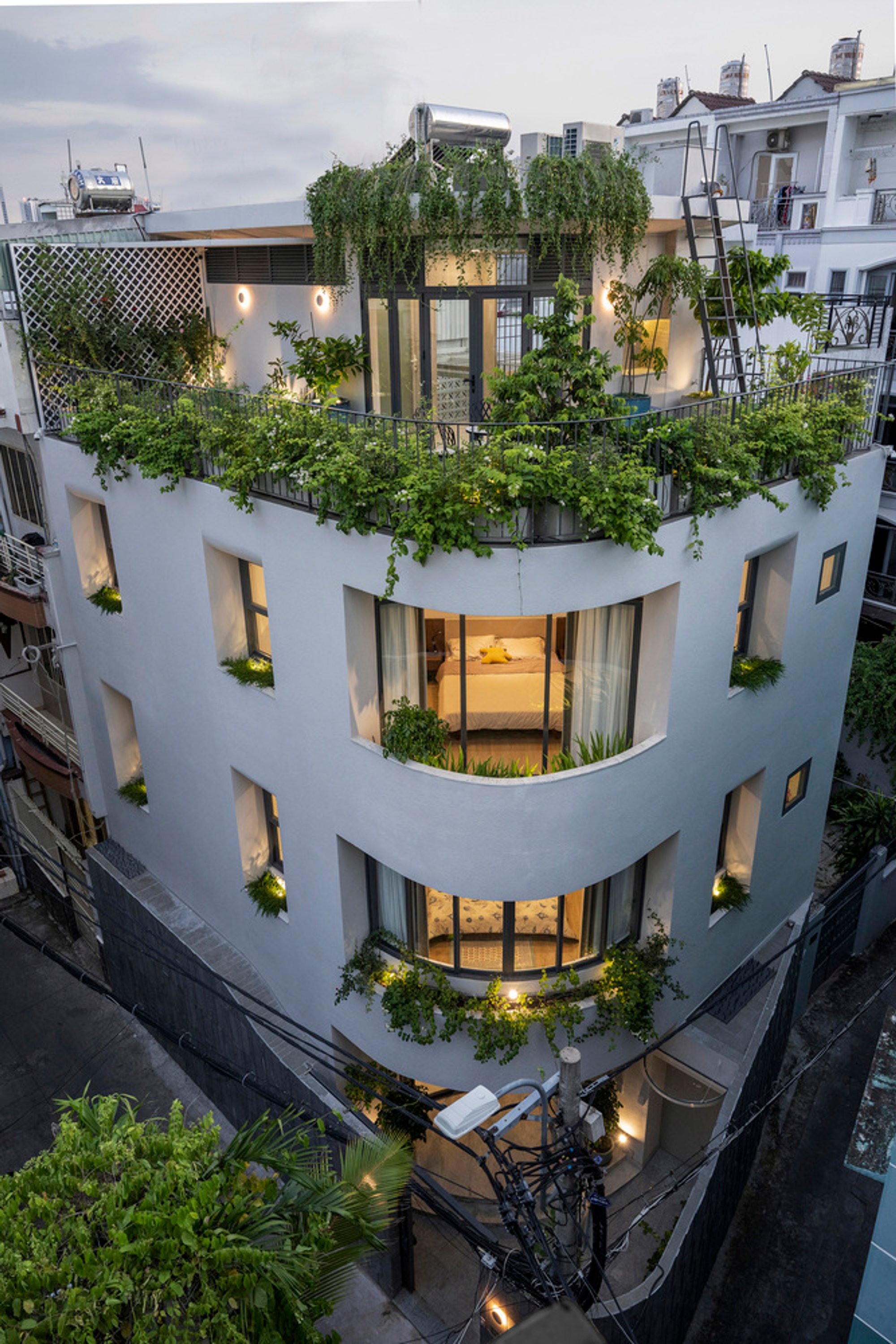 Secret Garden House by ROOM+ Design & Build: A Lush Urban Retreat in the Heart of Ho Chi Minh City