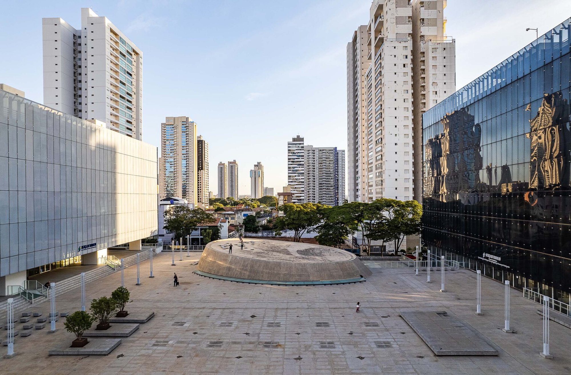 18th Region Labour Complex: A Landmark Public Architecture Project in Goiânia, Brazil