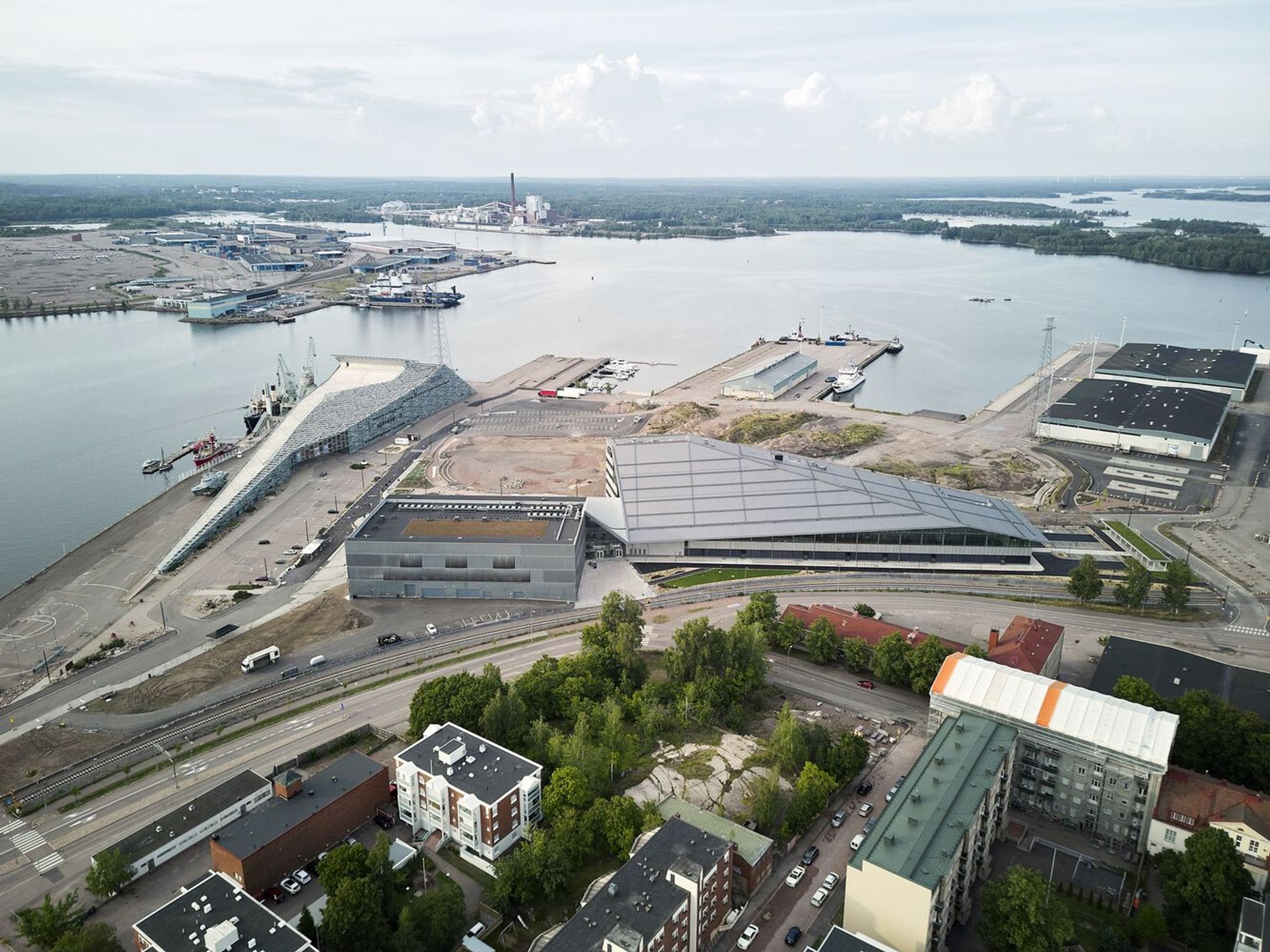 XAMK Kymenlaakso University: A Landmark of Modern University Architecture in Finland