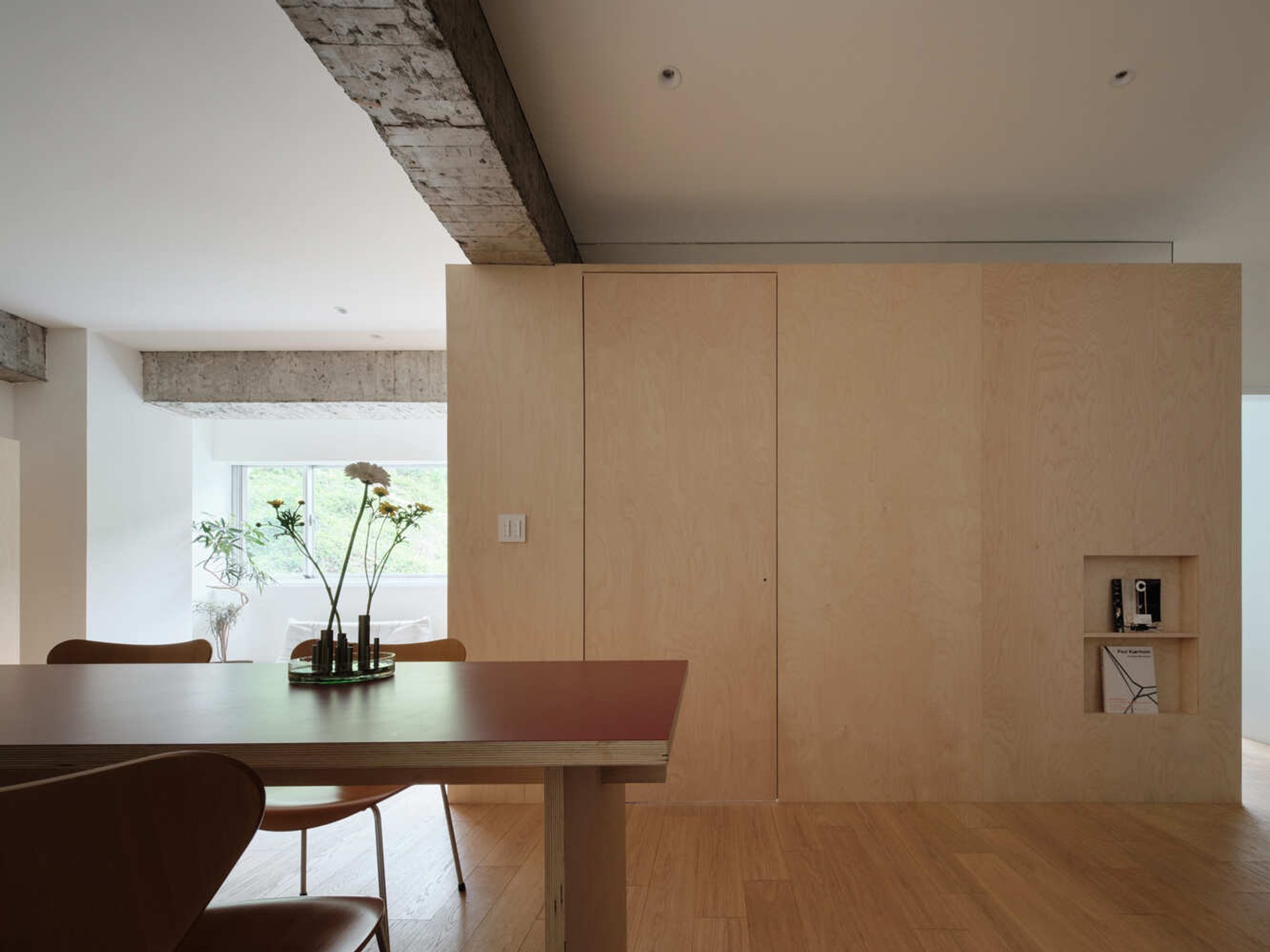 Minimalist Apartment Renovation: Apartment M.3 by True Thing Design Studio in Kaohsiung