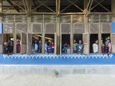 Arch Aid Builds a Bamboo and Earth School in Bihar Where Government Education Failed