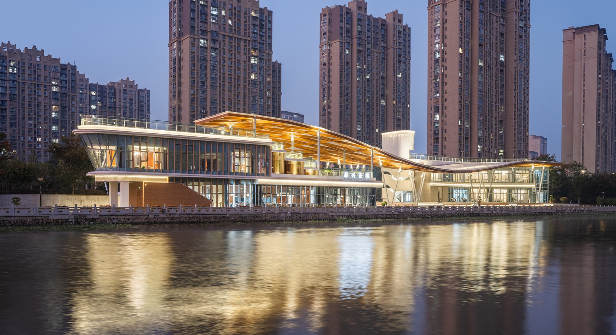 Urban Canalfront Pavilion Design: The Canopy Pavilion by AESEU Studio in Taixing, China