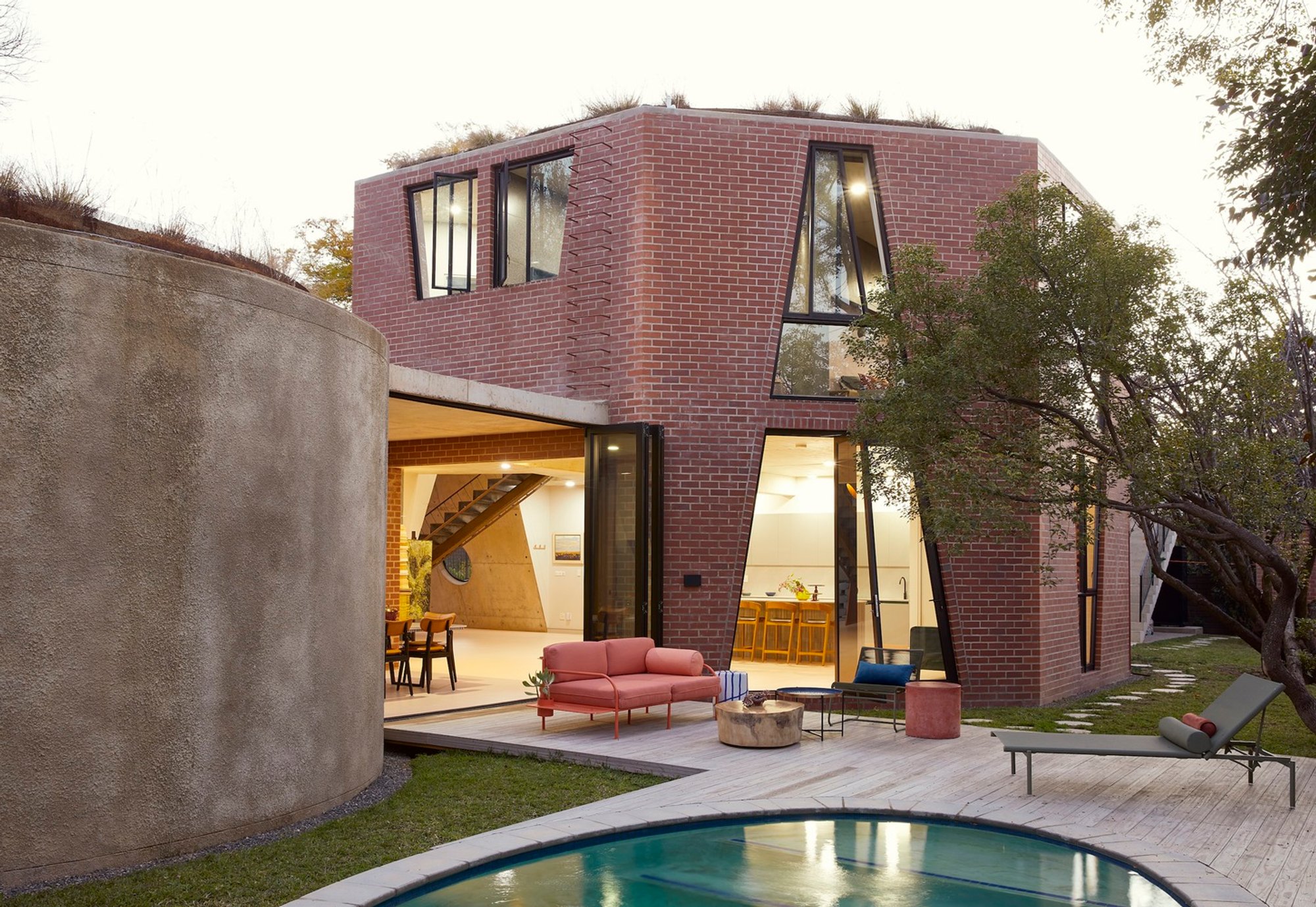 Great Primary Shapes House by Gregory Katz Architecture: A Geometric Journey Through Space and Form