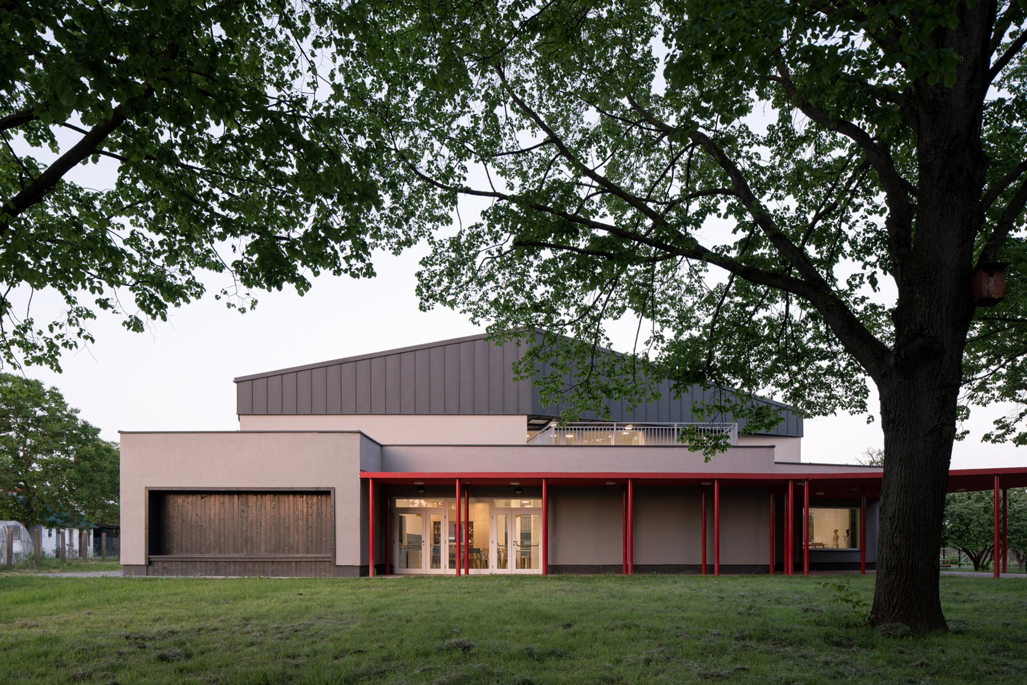 Szentpéterfa Elementary School by CAN Architects: A Visionary Model of Rural Education in Hungary