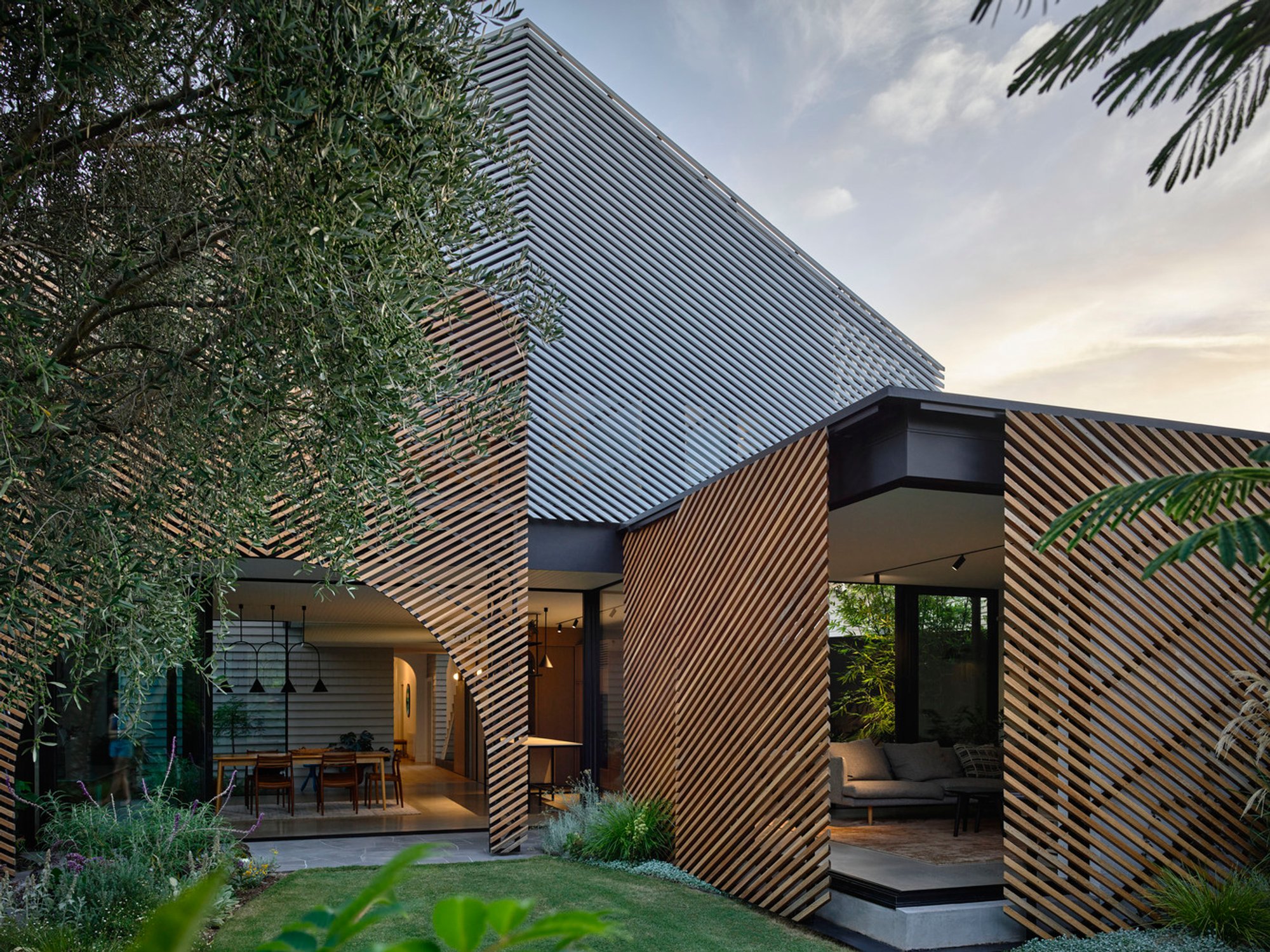 Clarke House by Austin Maynard Architects: A Modern House Renovation in Australia