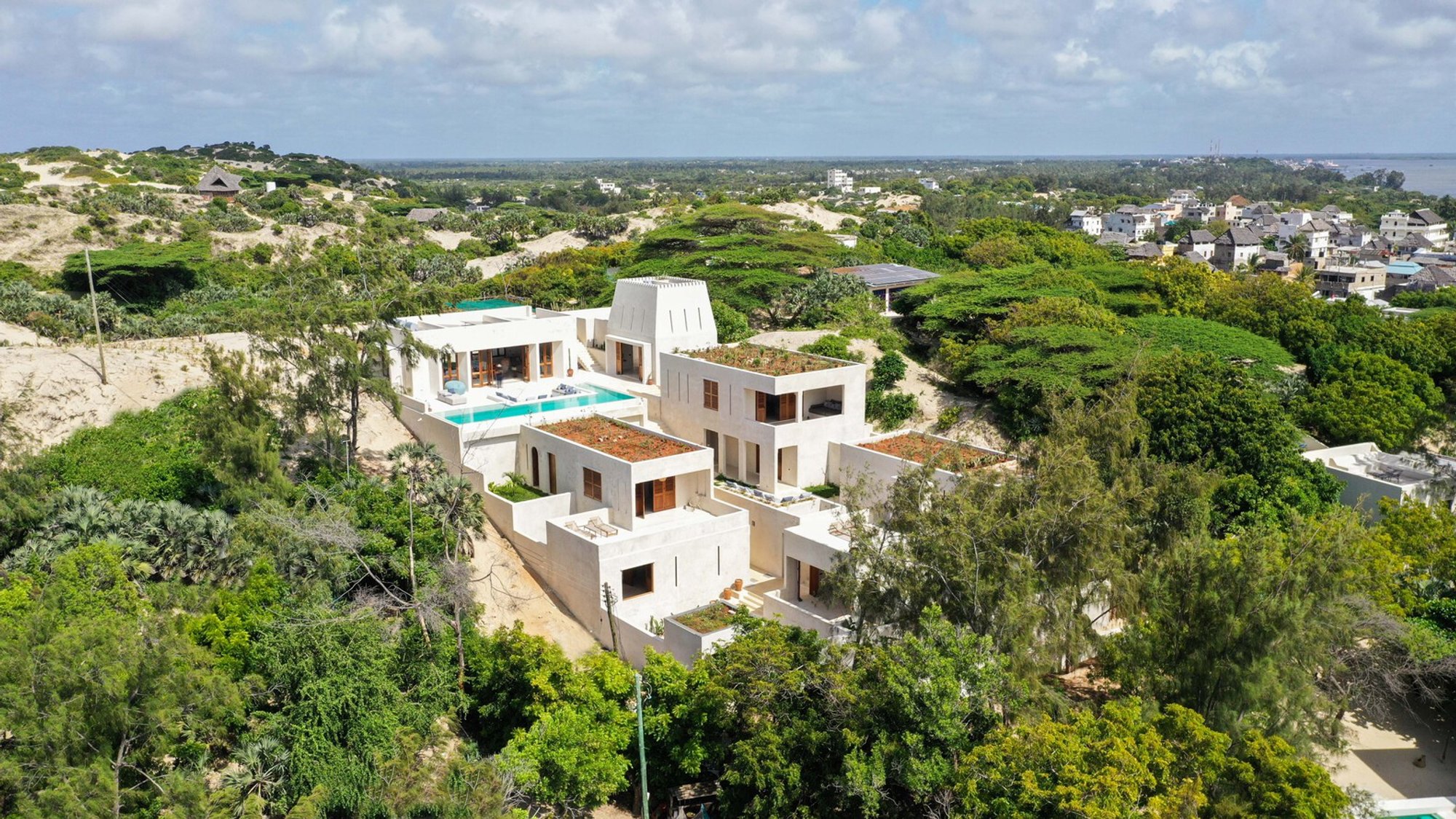 House E by Studio 1:1 Design: A Contemporary Interpretation of Swahili Bauhaus Architecture