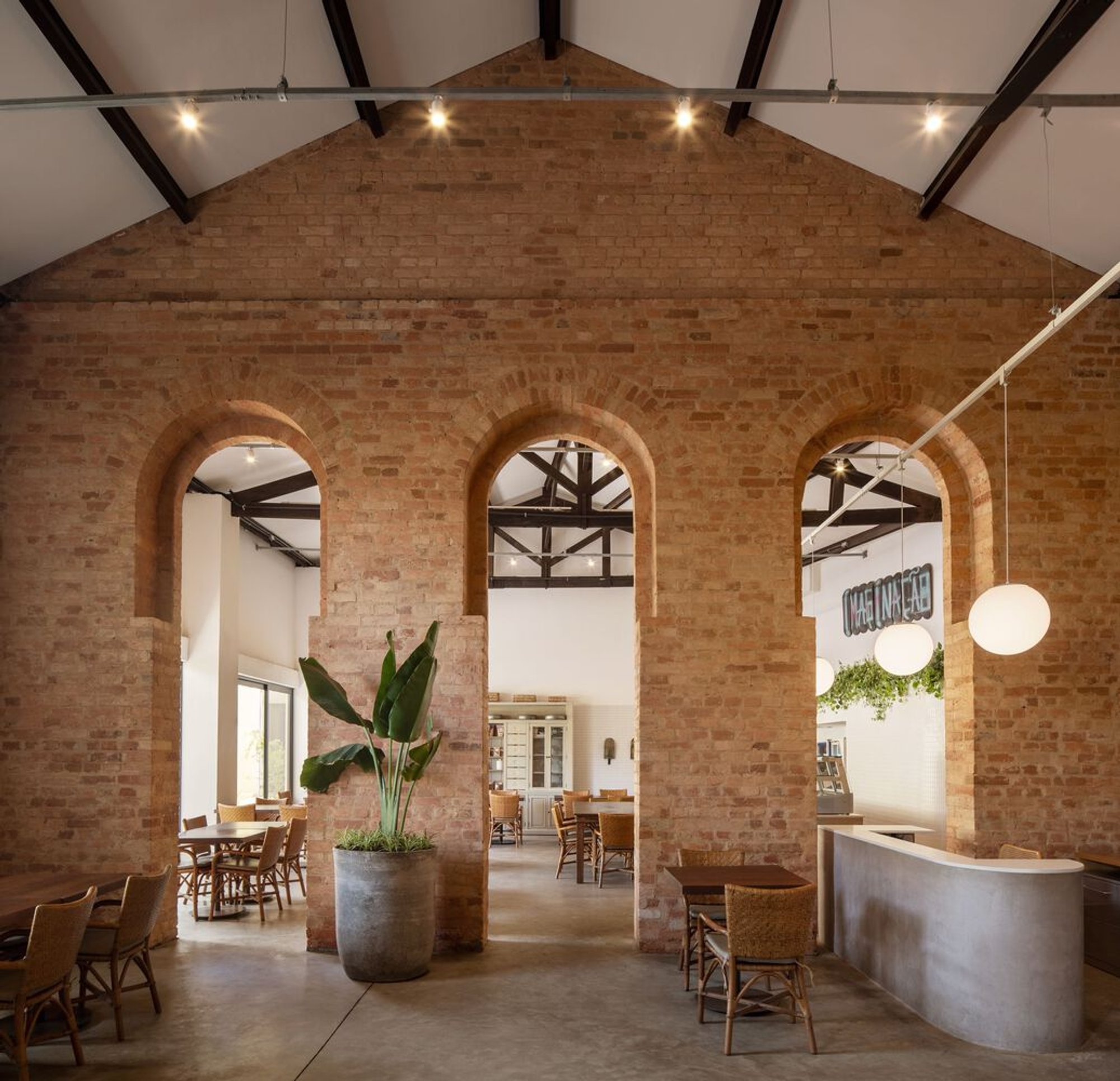 São Pedro Restaurant by VAGA: Harmonizing Heritage and Contemporary Design in Itu, Brazil