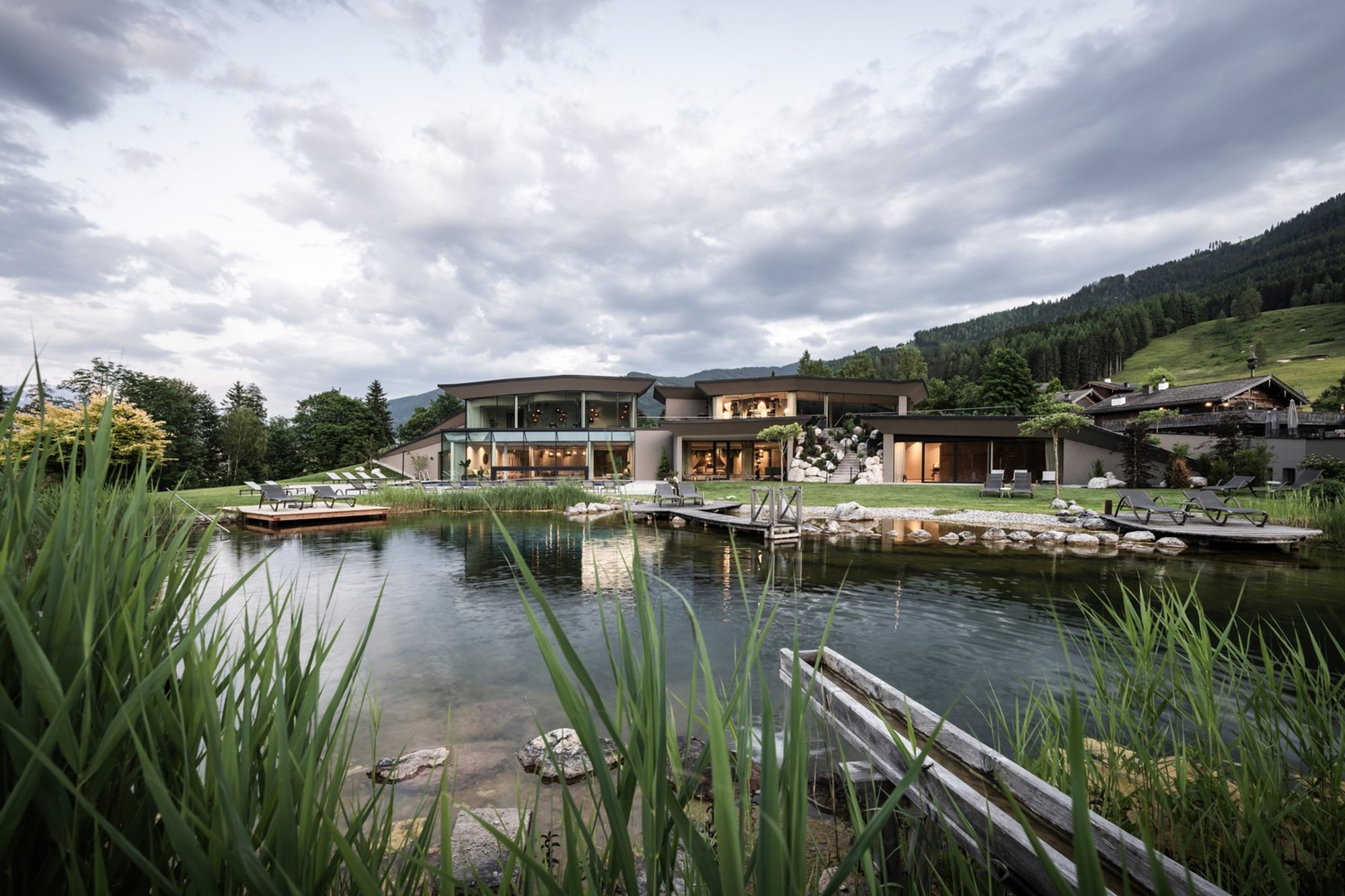 Puradies Nature Resort by NOA: A Harmonious Fusion of Wellness, Landscape, and Sustainable Luxury in the Austrian Alps