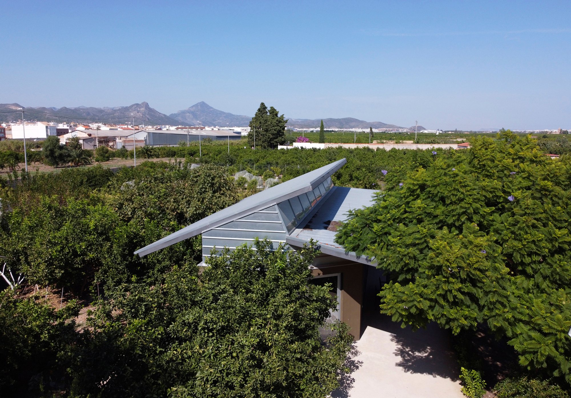 BartolíLab – Gastronomic Laboratory at the Todolí Citrus Foundation by Carlos Salazar Arquitectos