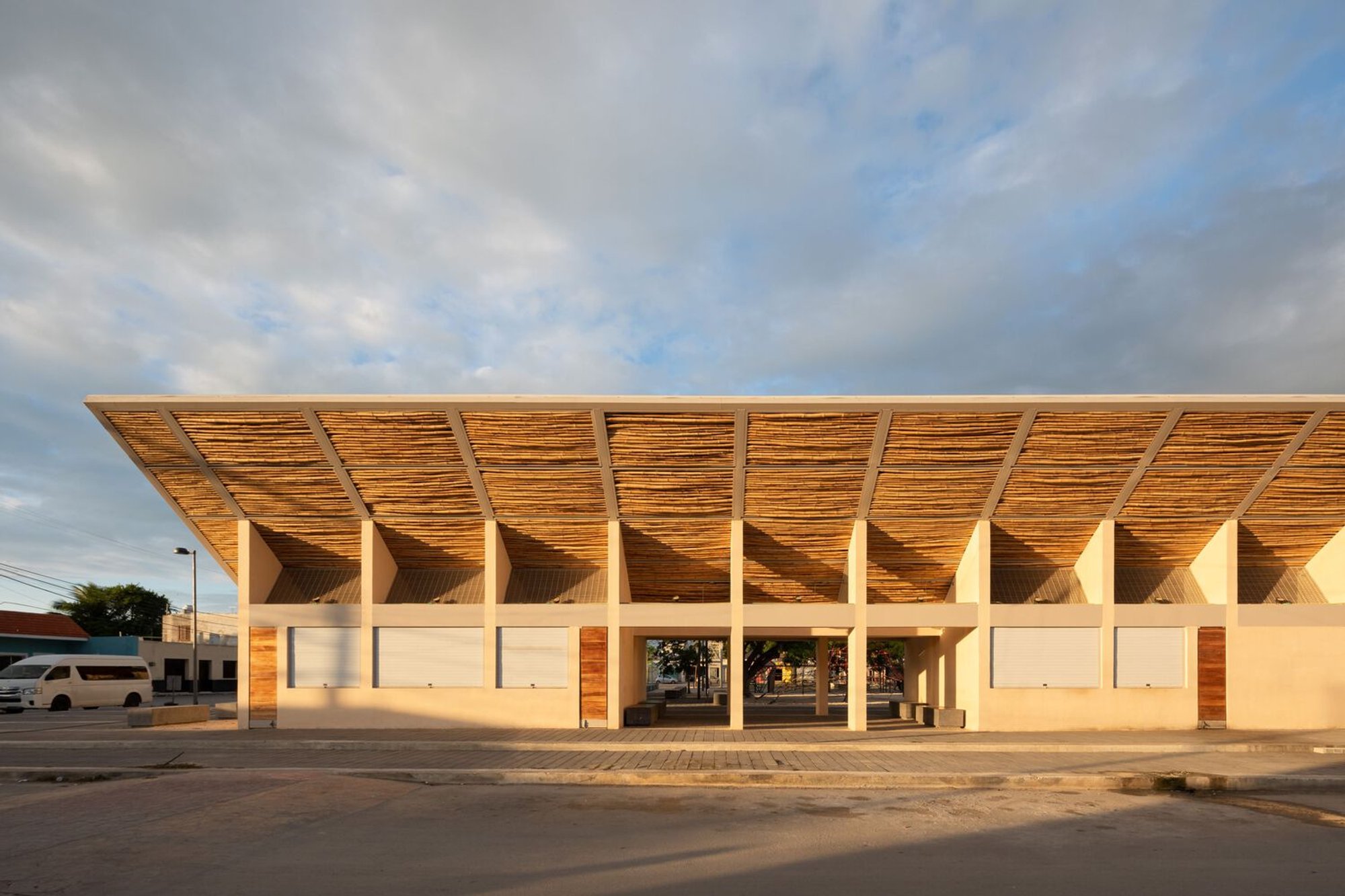 Chicxulub Market Plaza by Estudio MMX: A Harmonious Blend of Community, Architecture, and Nature