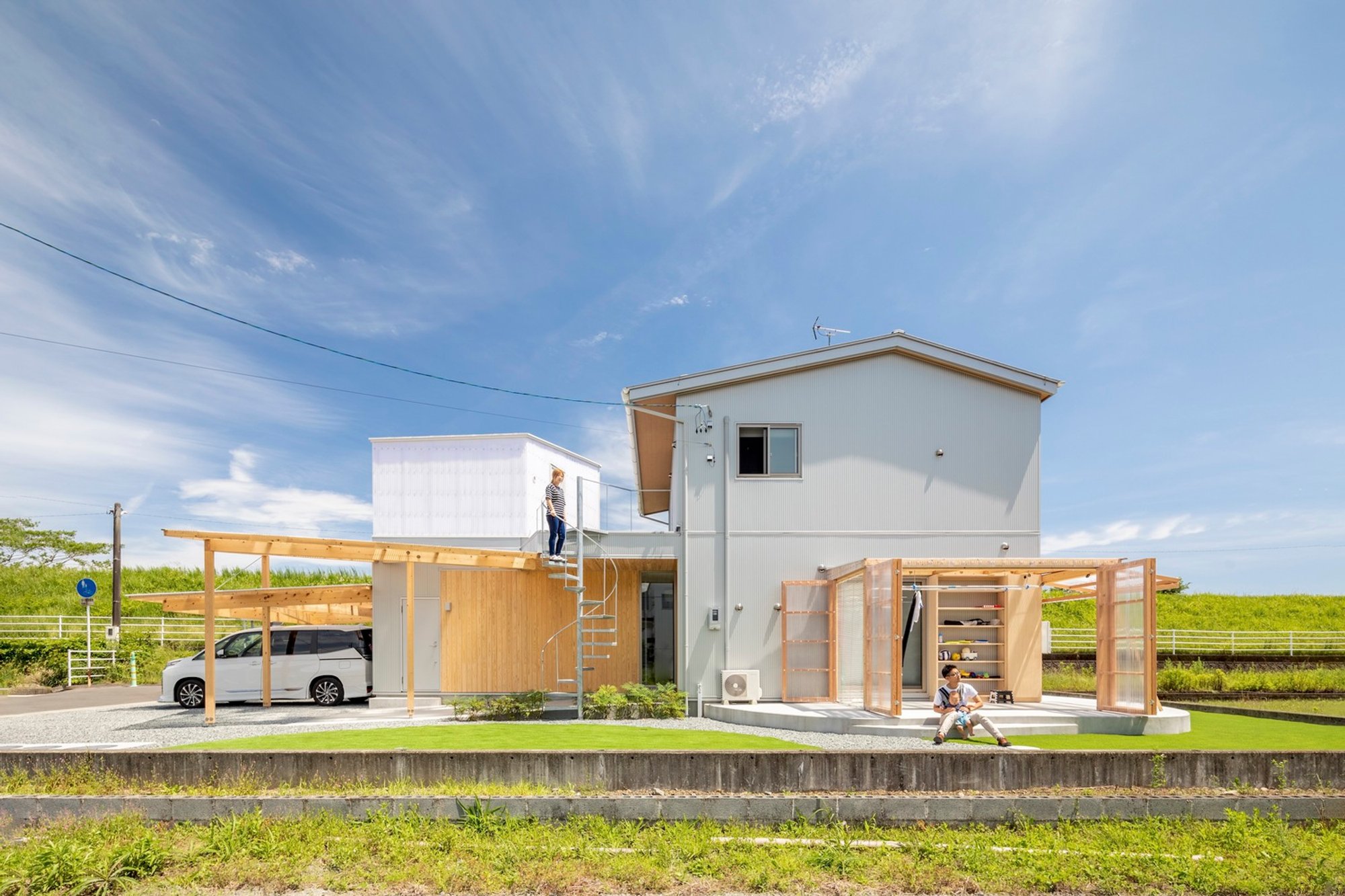 House M by Ayami Takada Architects: A Transparent Boundary Between Nature and Domesticity