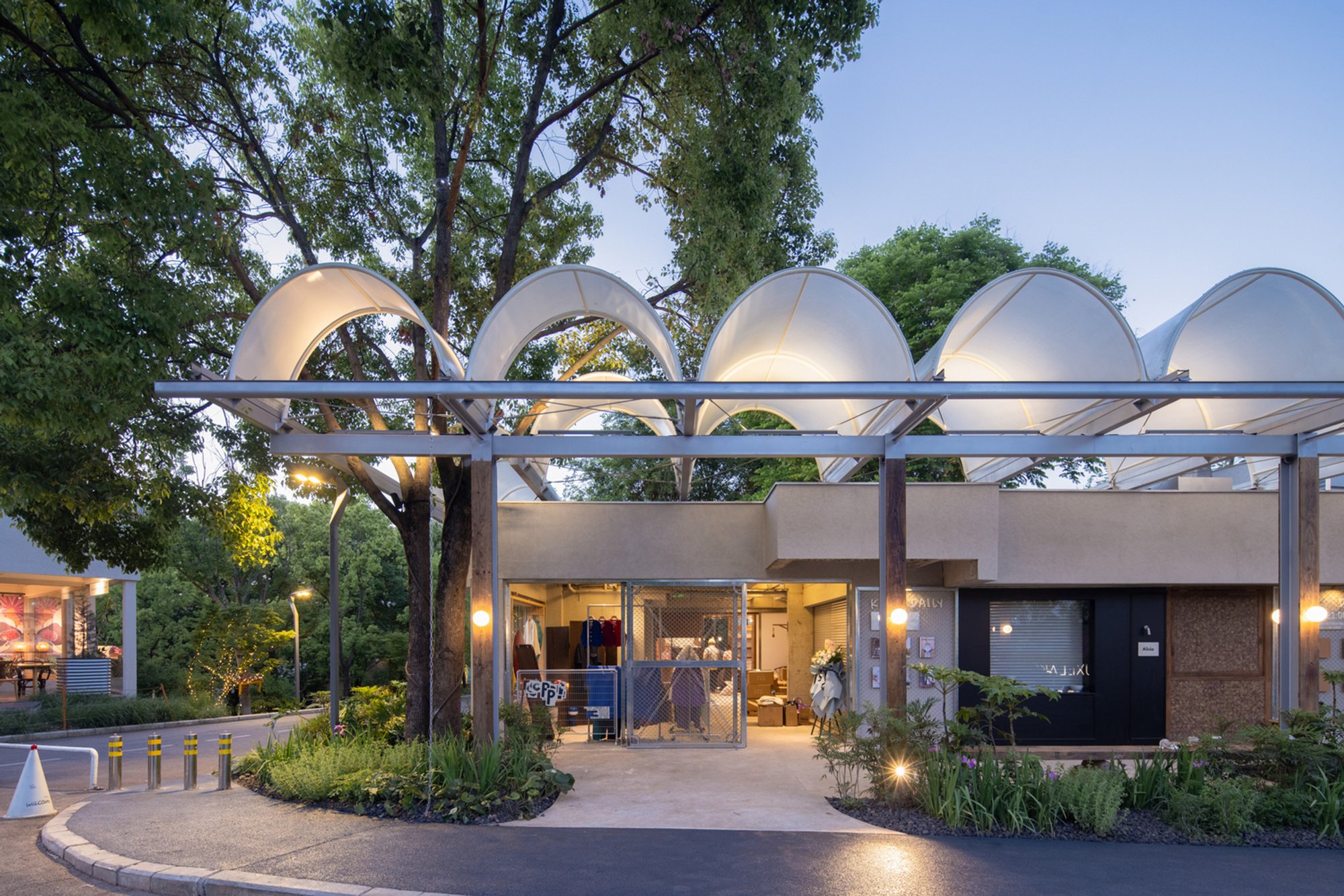 Contemporary Market Design in China: KOKO Market by Vari Architects