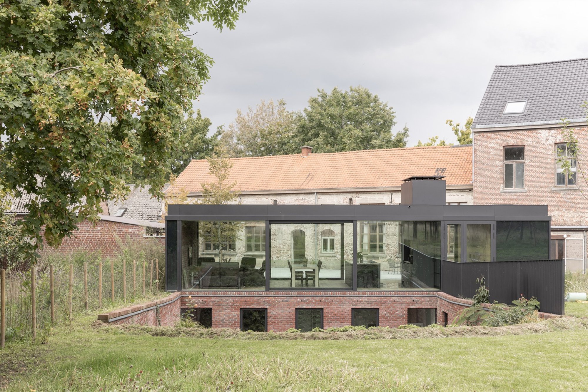 House EK by WE-S architecten: A Sensitive Adaptive Reuse in the Flemish Ardennes