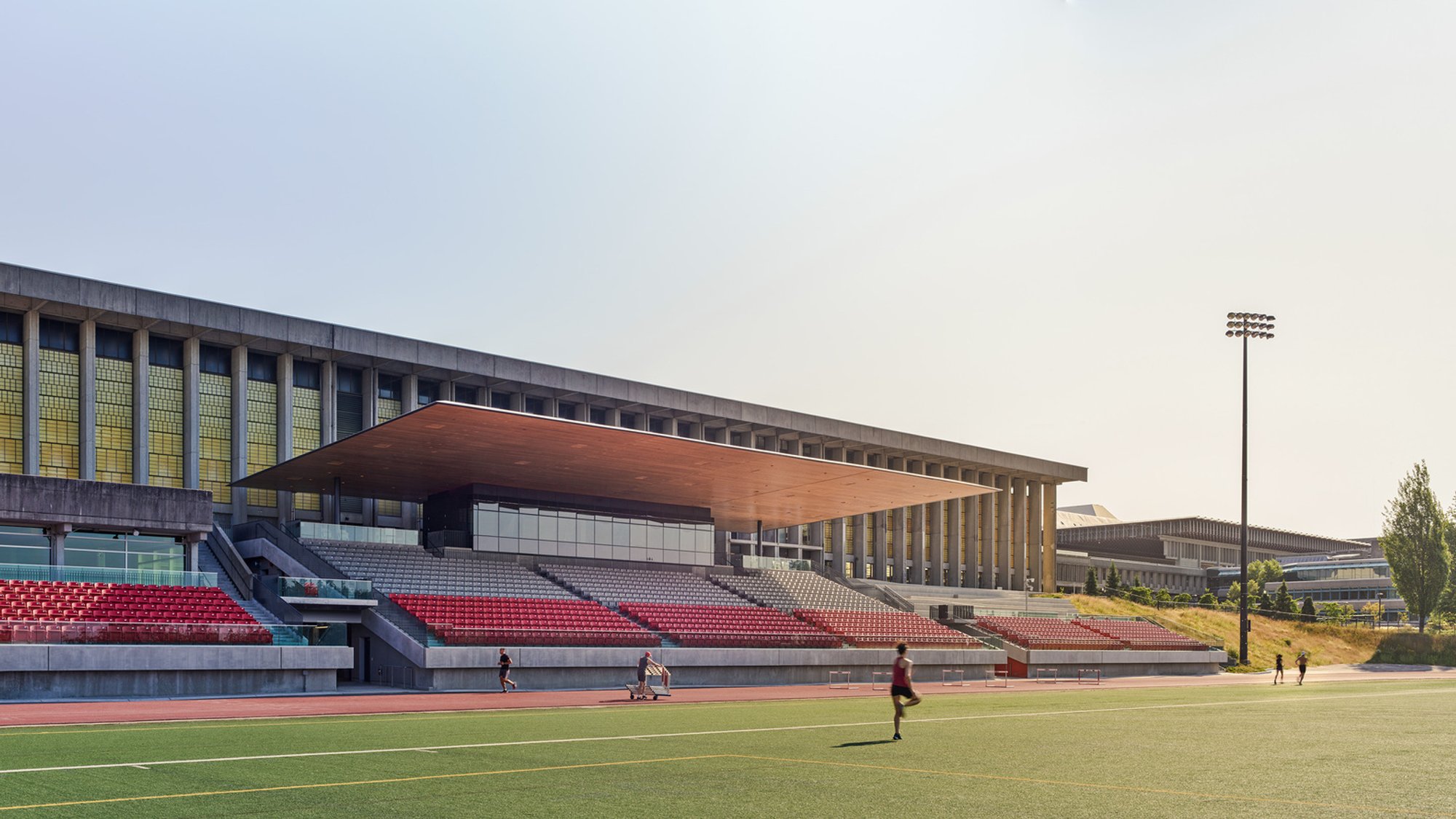 SFU Stadium by Perkins+Will: A Landmark in Cantilever Stadium Architecture