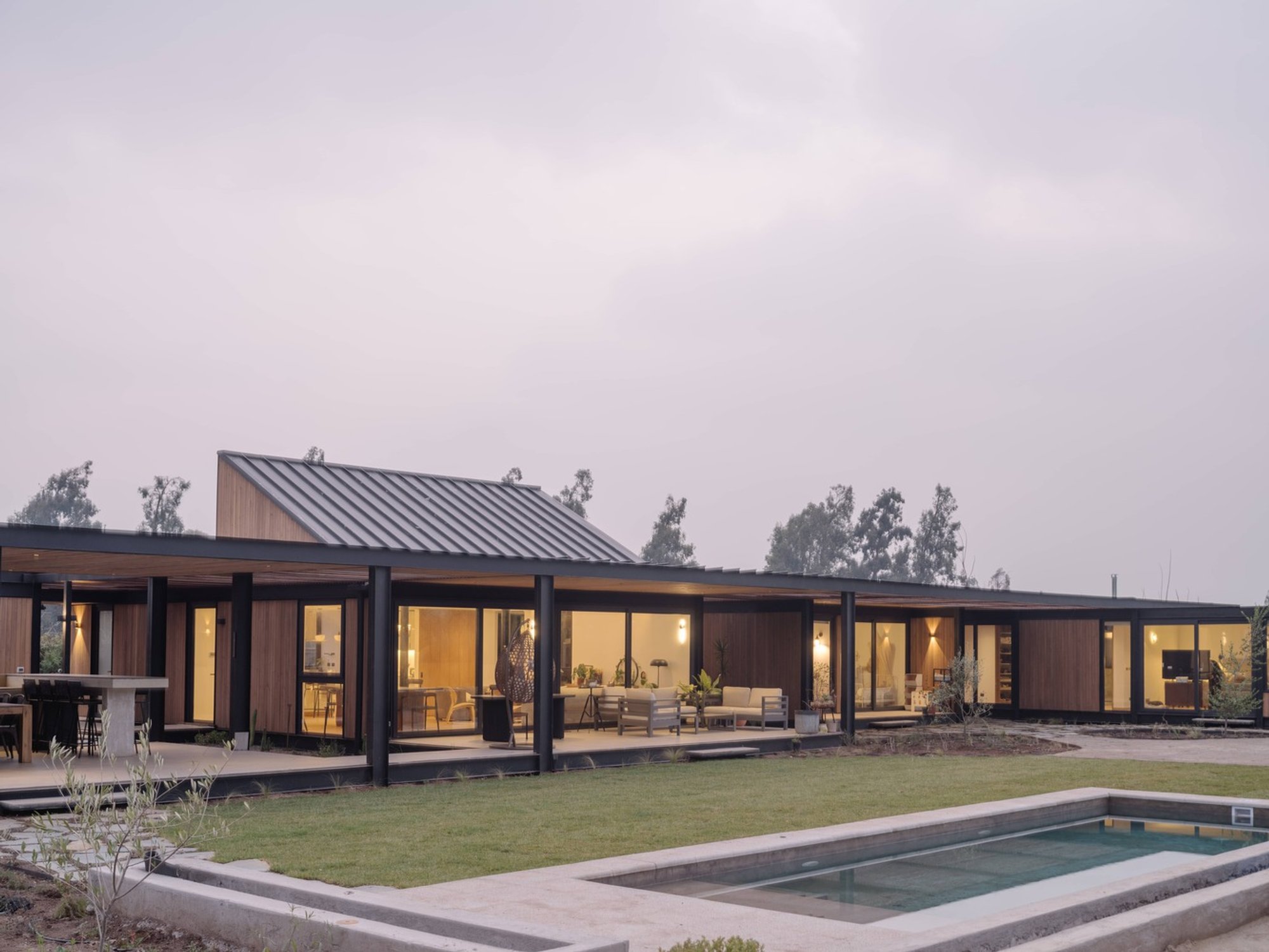 House with Lucarna: A Passive Cooling House Design for the Chilean Climate