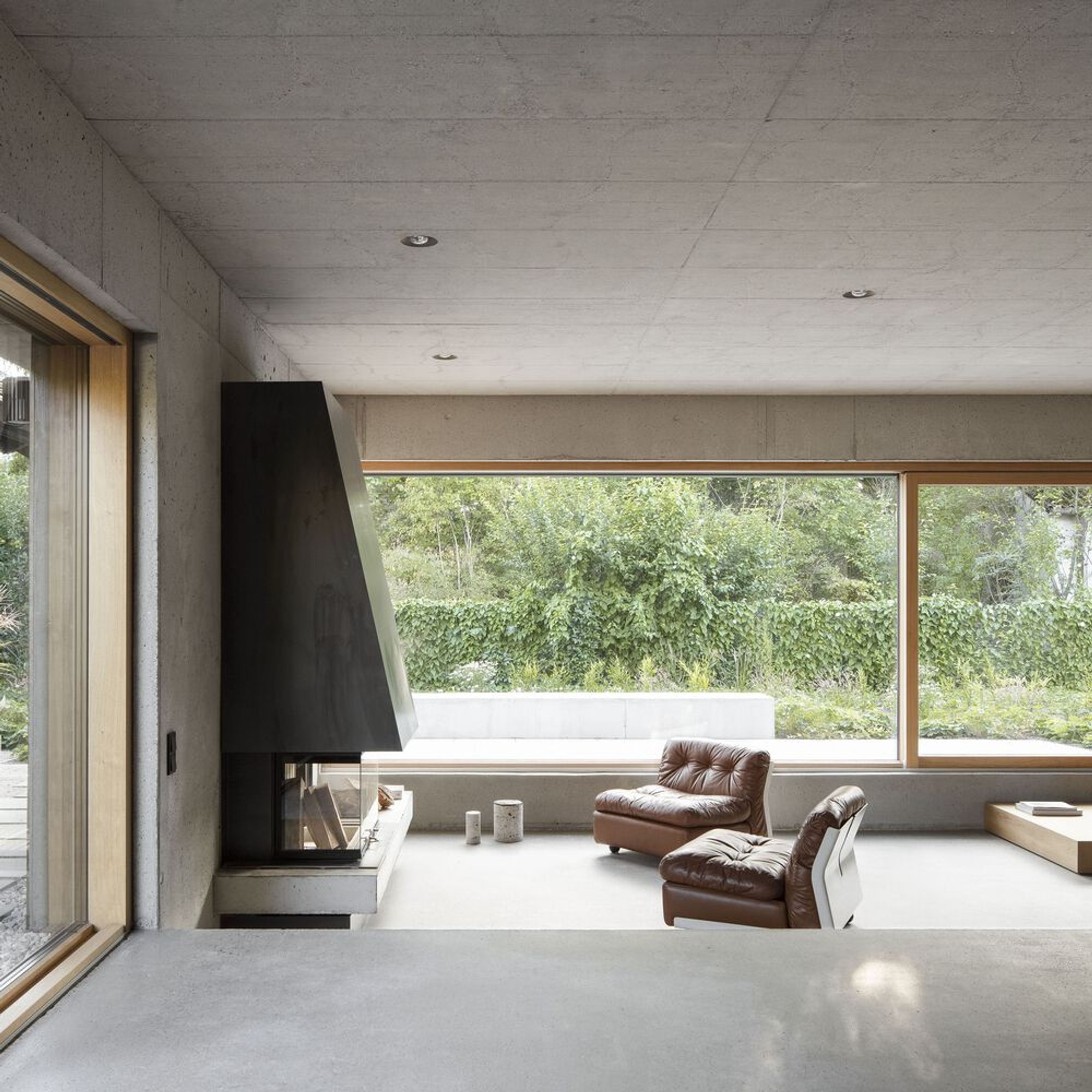 Minimalist Sustainable Houses in Germany: Set Houses with One Pillar by Buero Wagner