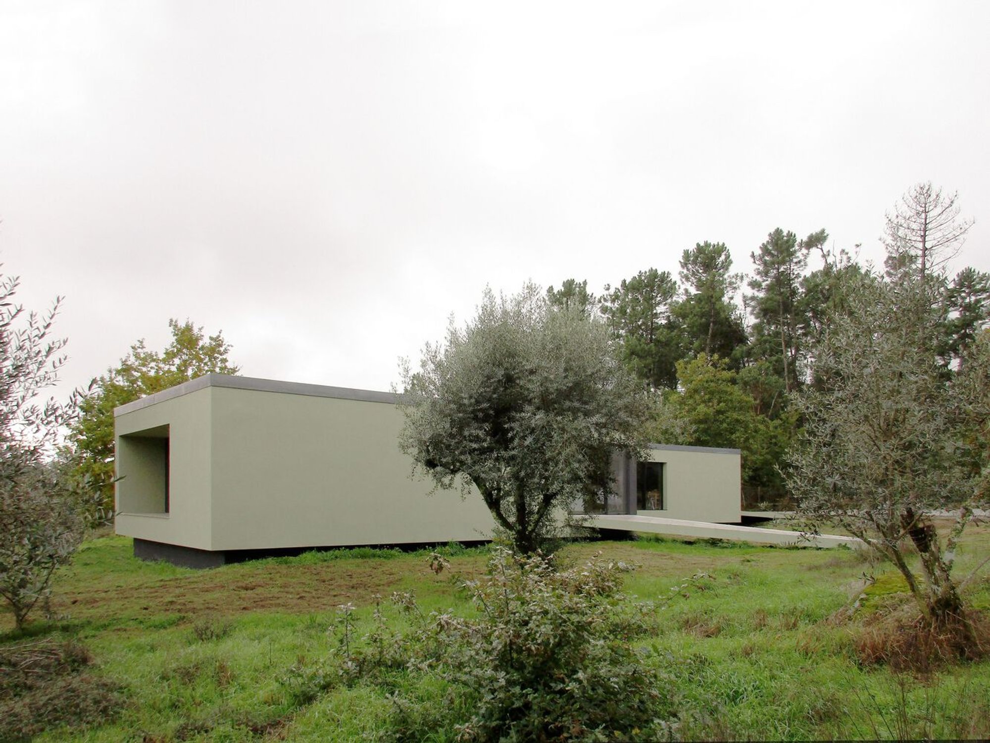 Passive House Design in Portugal: Bioclimatic Living by Utopia – Arquitectura e Engenharia