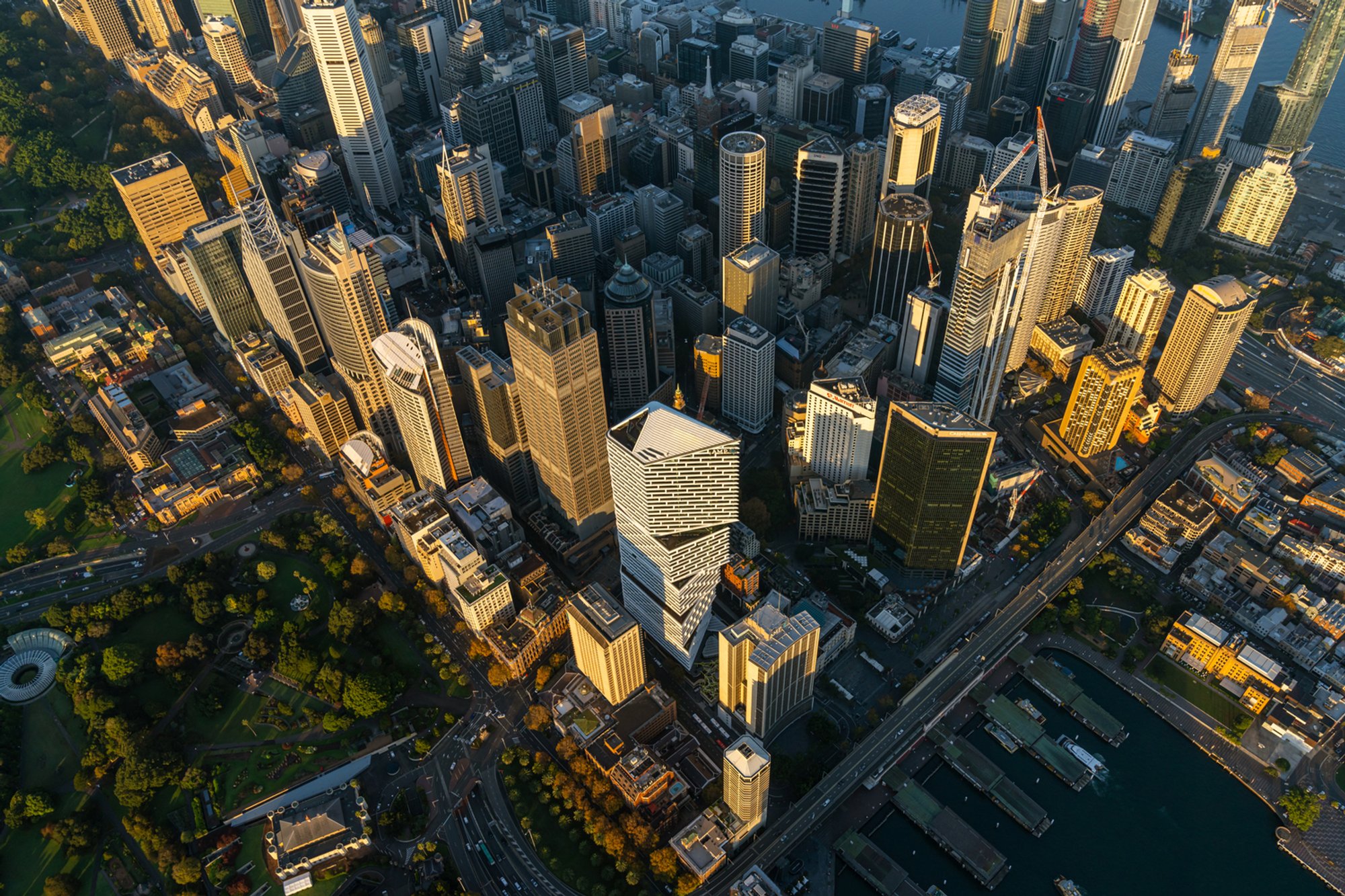 Quay Quarter Tower by 3XN: A Global Benchmark in Adaptive Reuse and Vertical Urbanism