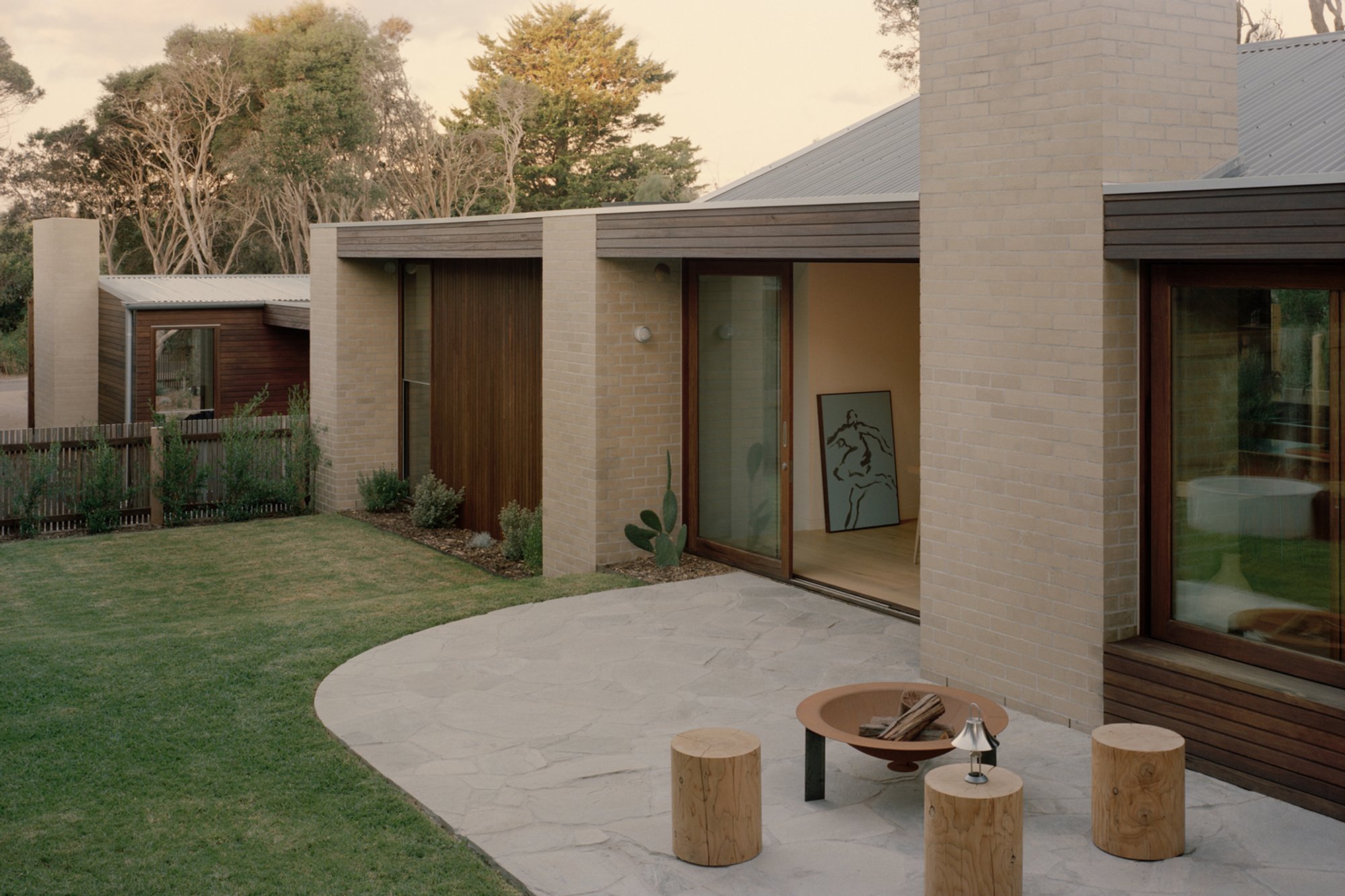 Sustainable Coastal Home Extension: Marianne House by Victoria Merrett Architects