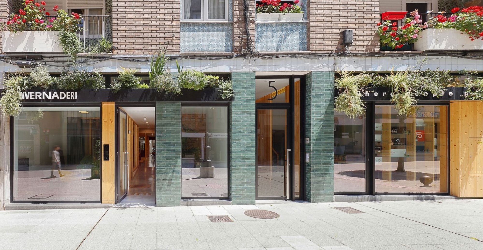 Cowork Greenhouse by F5 Proyectos y Arquitectura