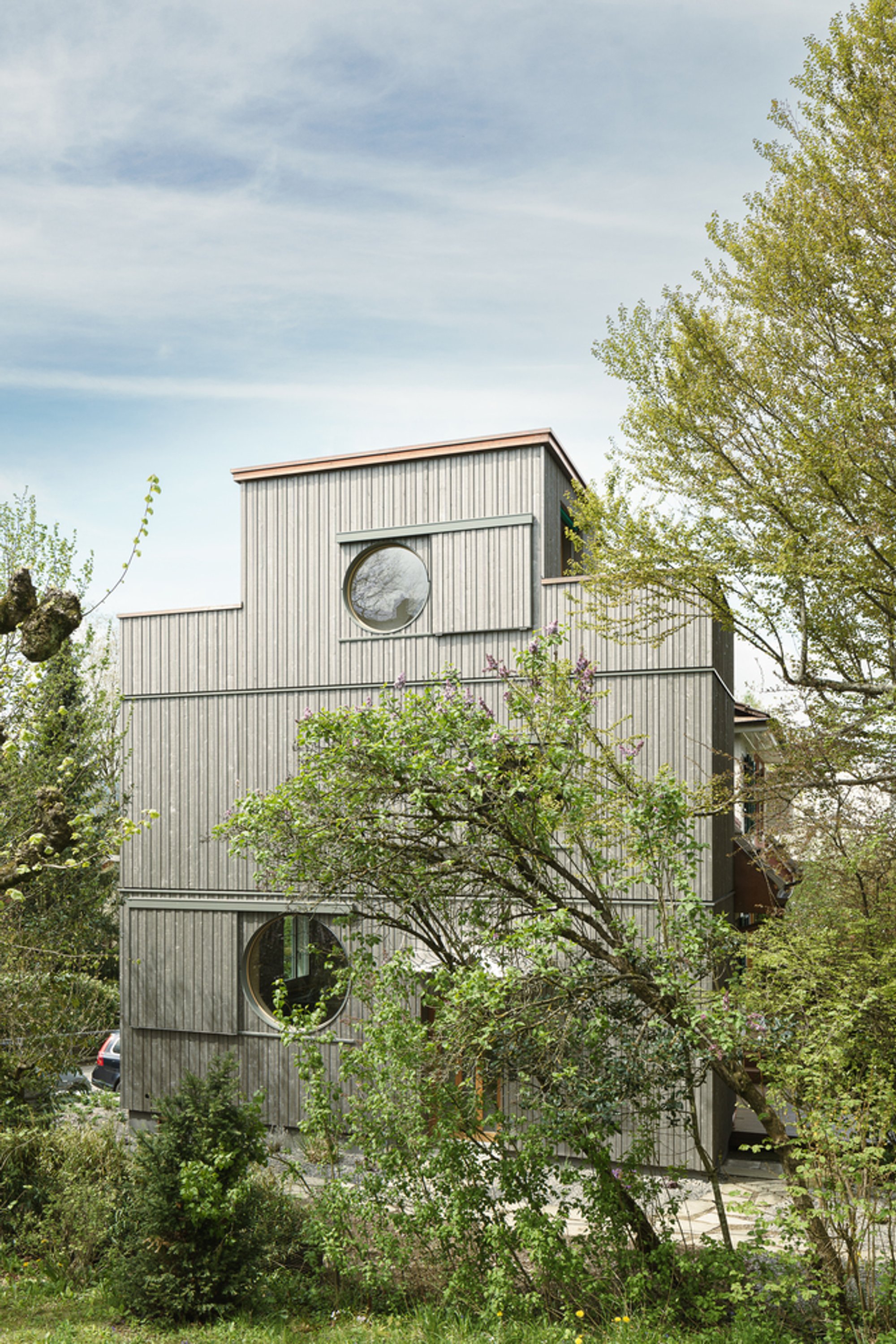 House with an Eye by Studio Anna Jach