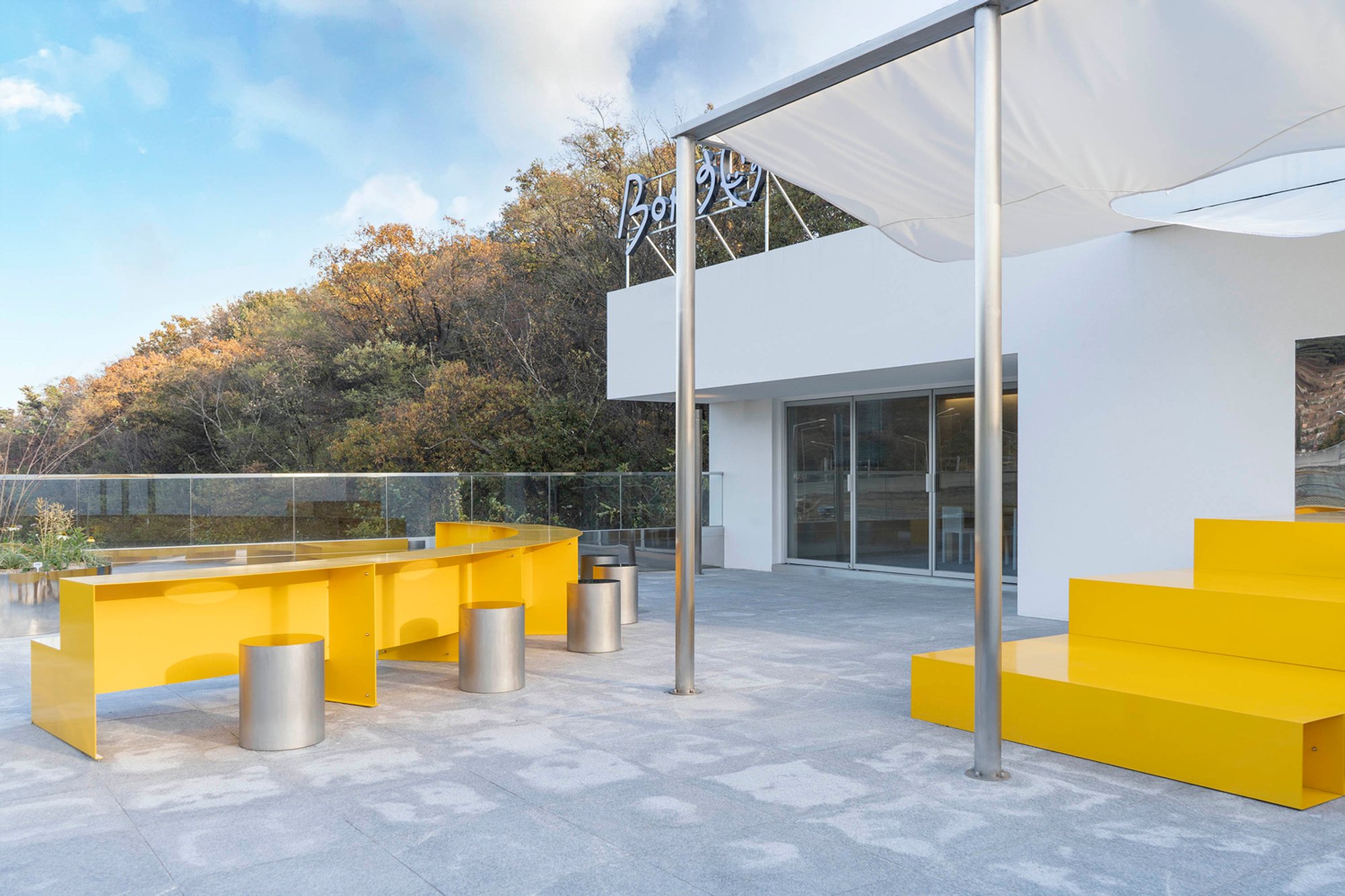 Café Bon9: A Playful Pet-Friendly Café on Yeongjongdo Island by PRACTICE + HOFFICE