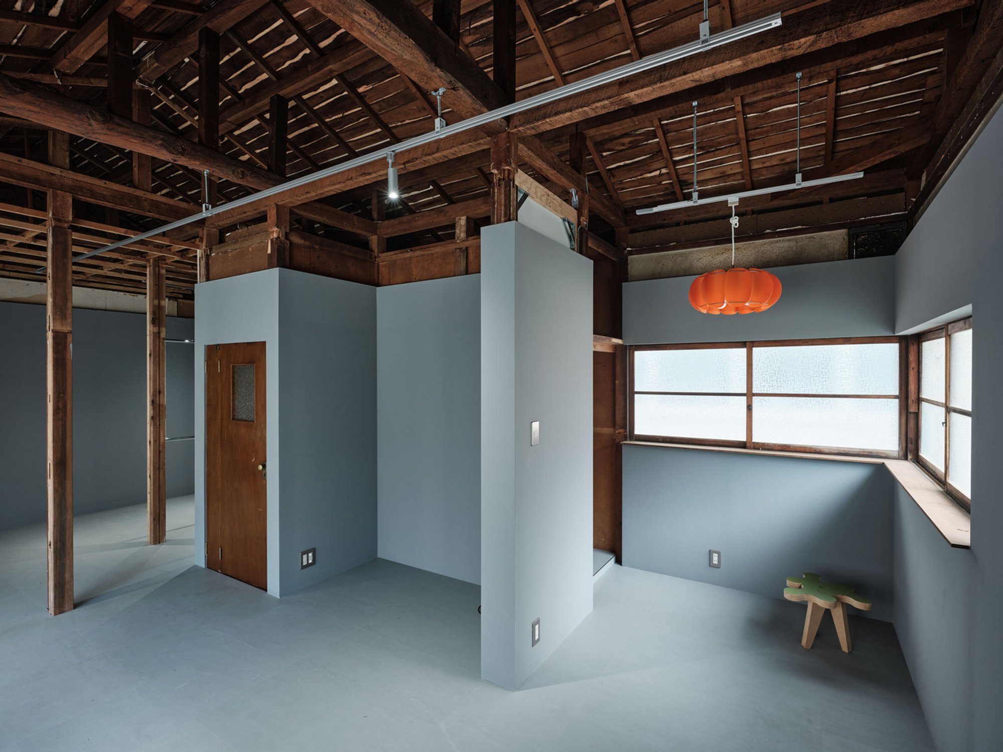 Ōimachi House by ROOVICE: A Subtle and Smart Traditional Japanese House Renovation for Modern Work-Life