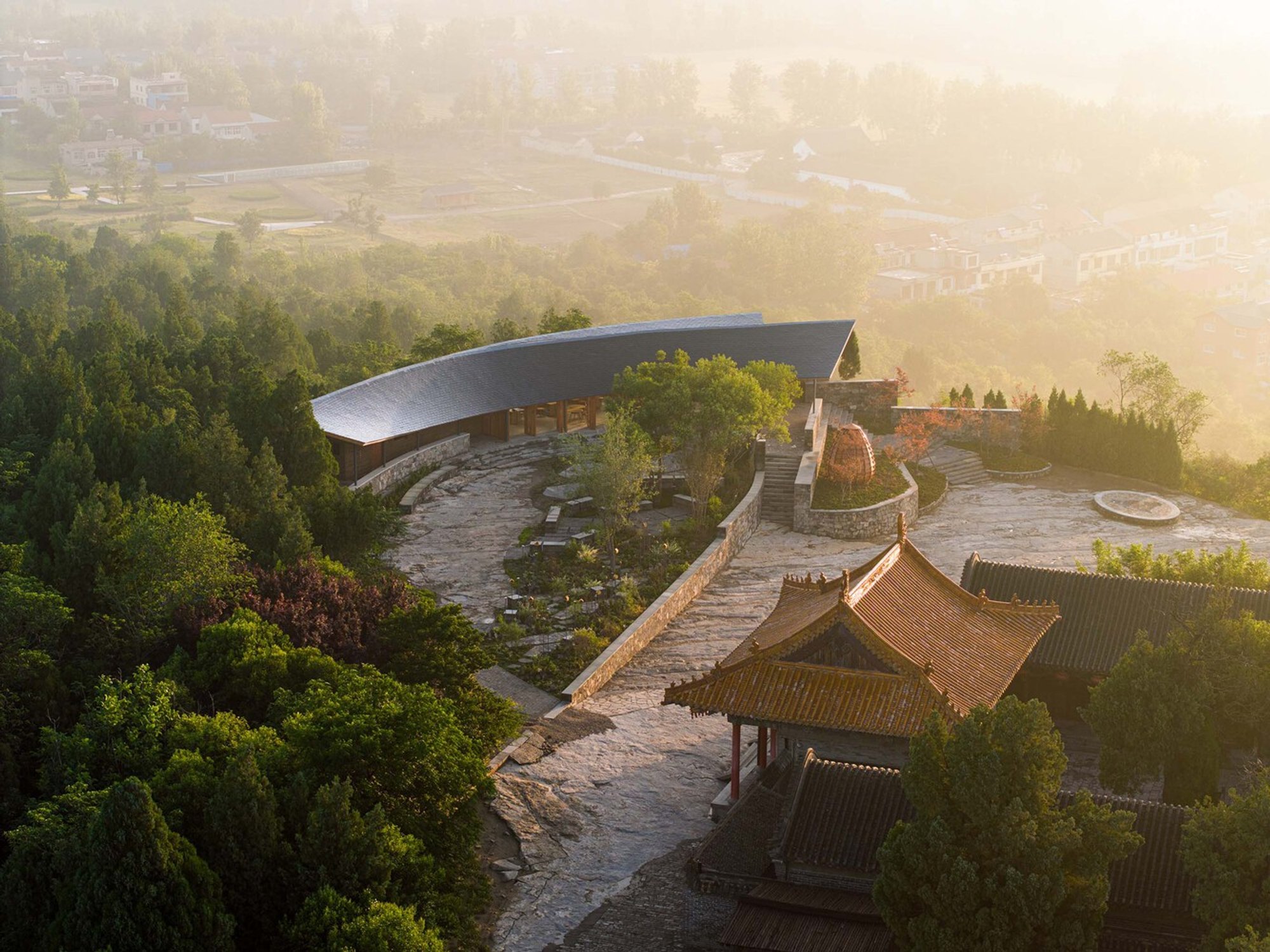 Dapi Mountain Pavilion by Galaxy Arch: A Dialogue Between Nature, Heritage, and Architecture