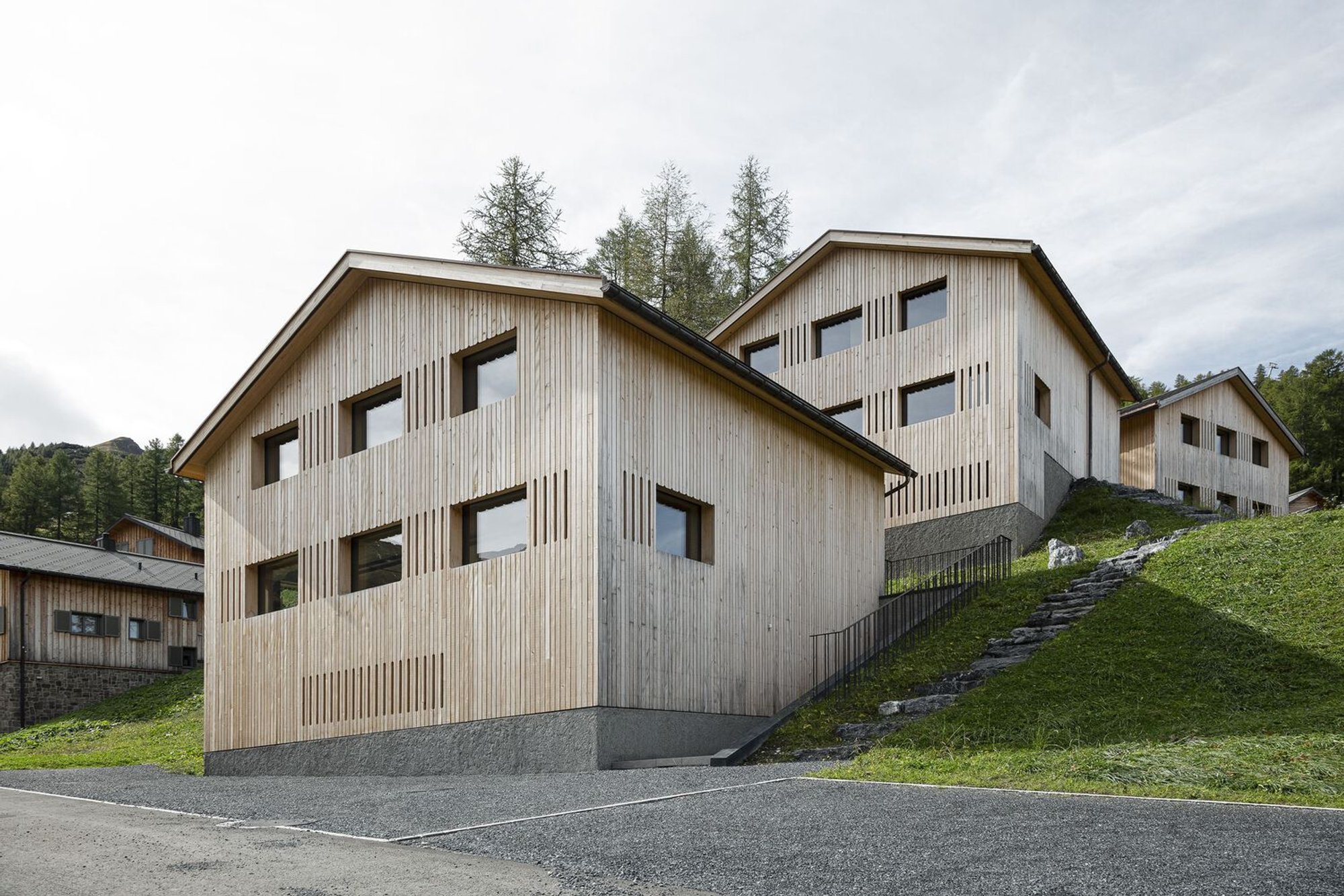 Modern Alpine Houses in Liechtenstein: Blending Tradition with Contemporary Design