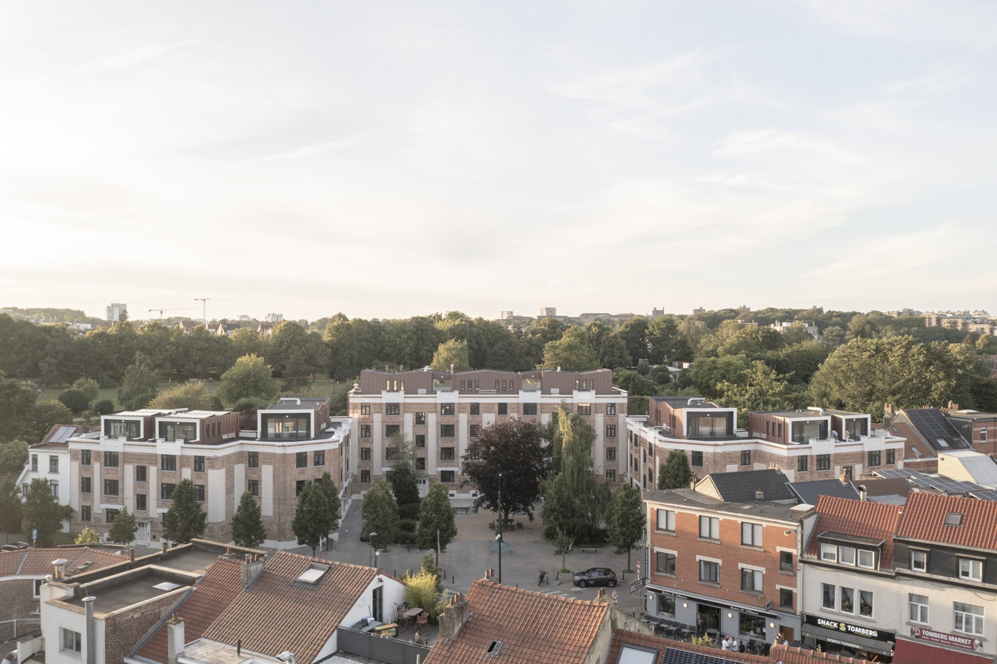 P&P Architectes and Atelier A4 Rescue 40 Brussels Social Housing Units from Decades of Neglect