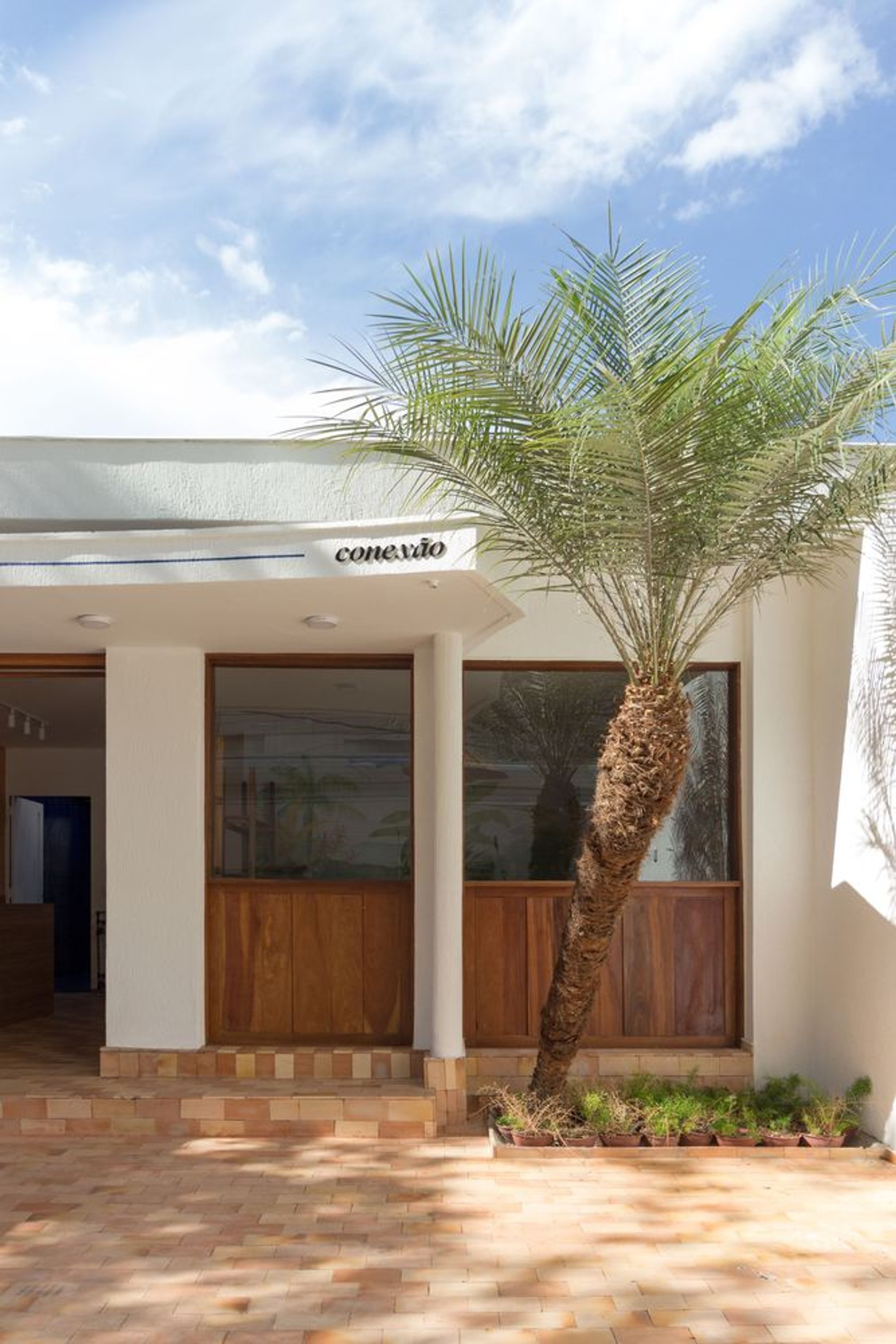 Sagarana House: Urban Retreat with Harmonious Mixed-Use Design by Estudio Pedro Haruf & Cristiane Salles Arquitetura