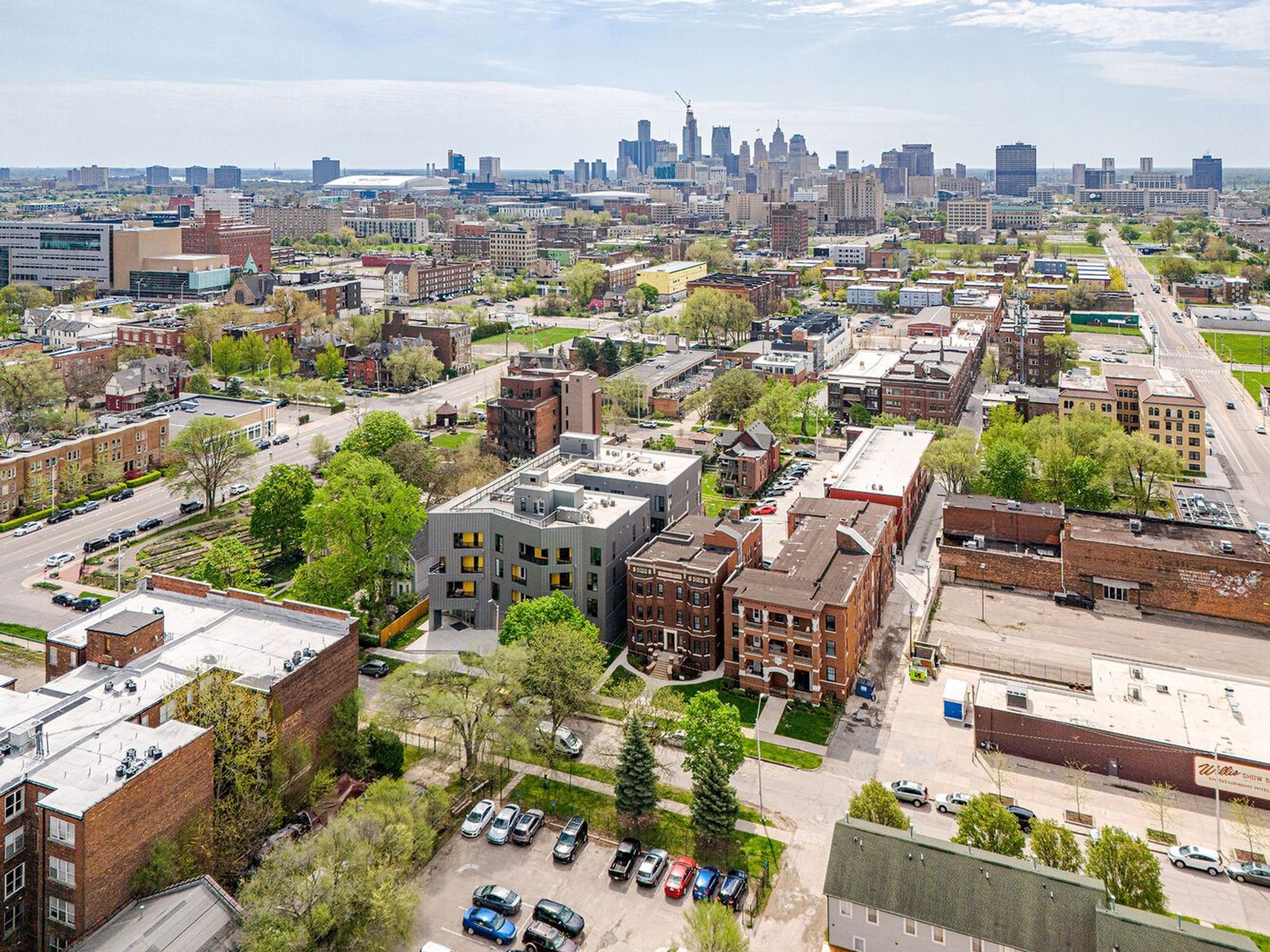 Six55 Detroit: A Modern Mixed-Use Residential Building by ISA - Interface Studio Architects