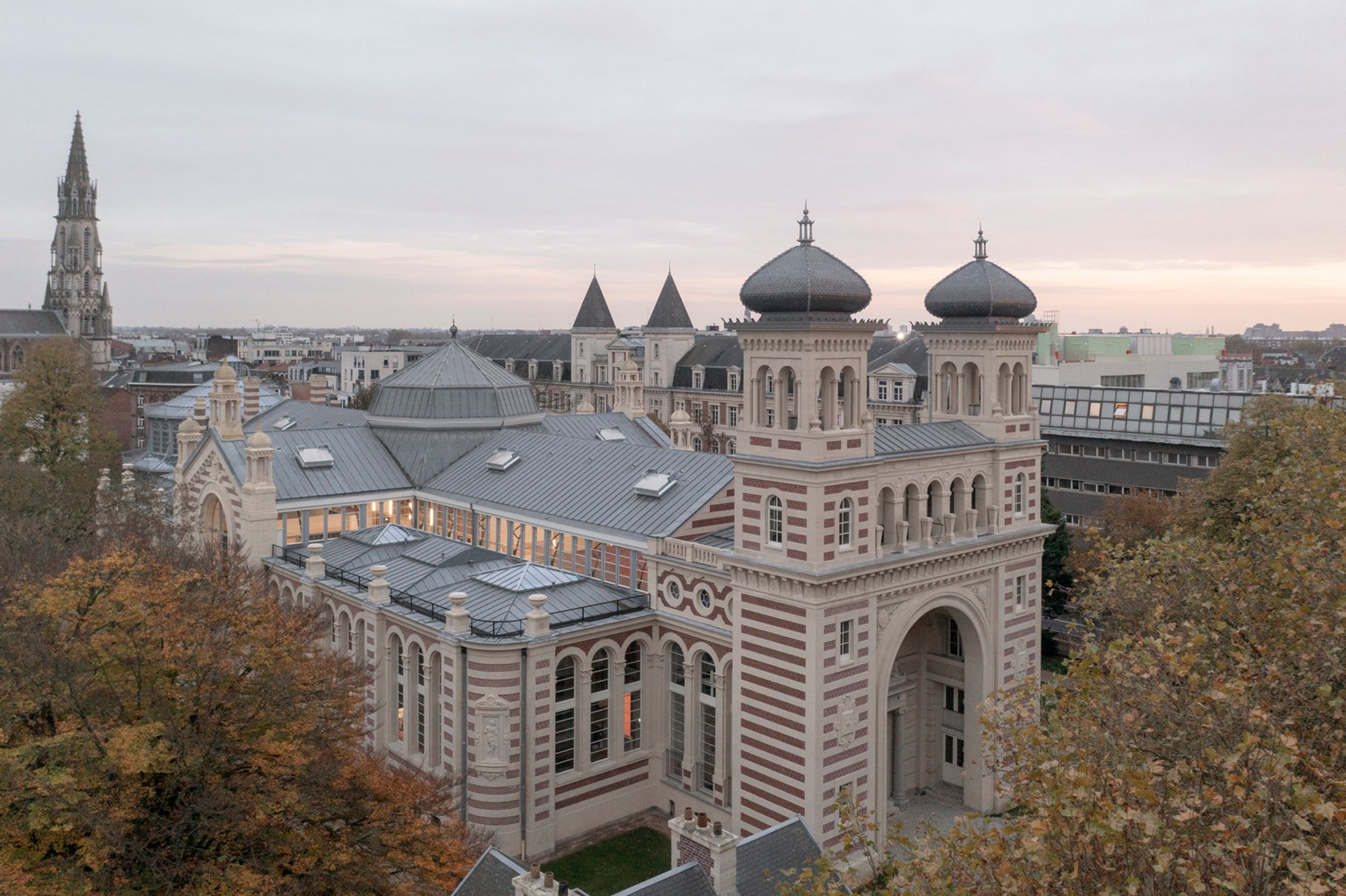 Adaptive Reuse Architecture: The Transformation of Palais Rameau by Atelier 9.81