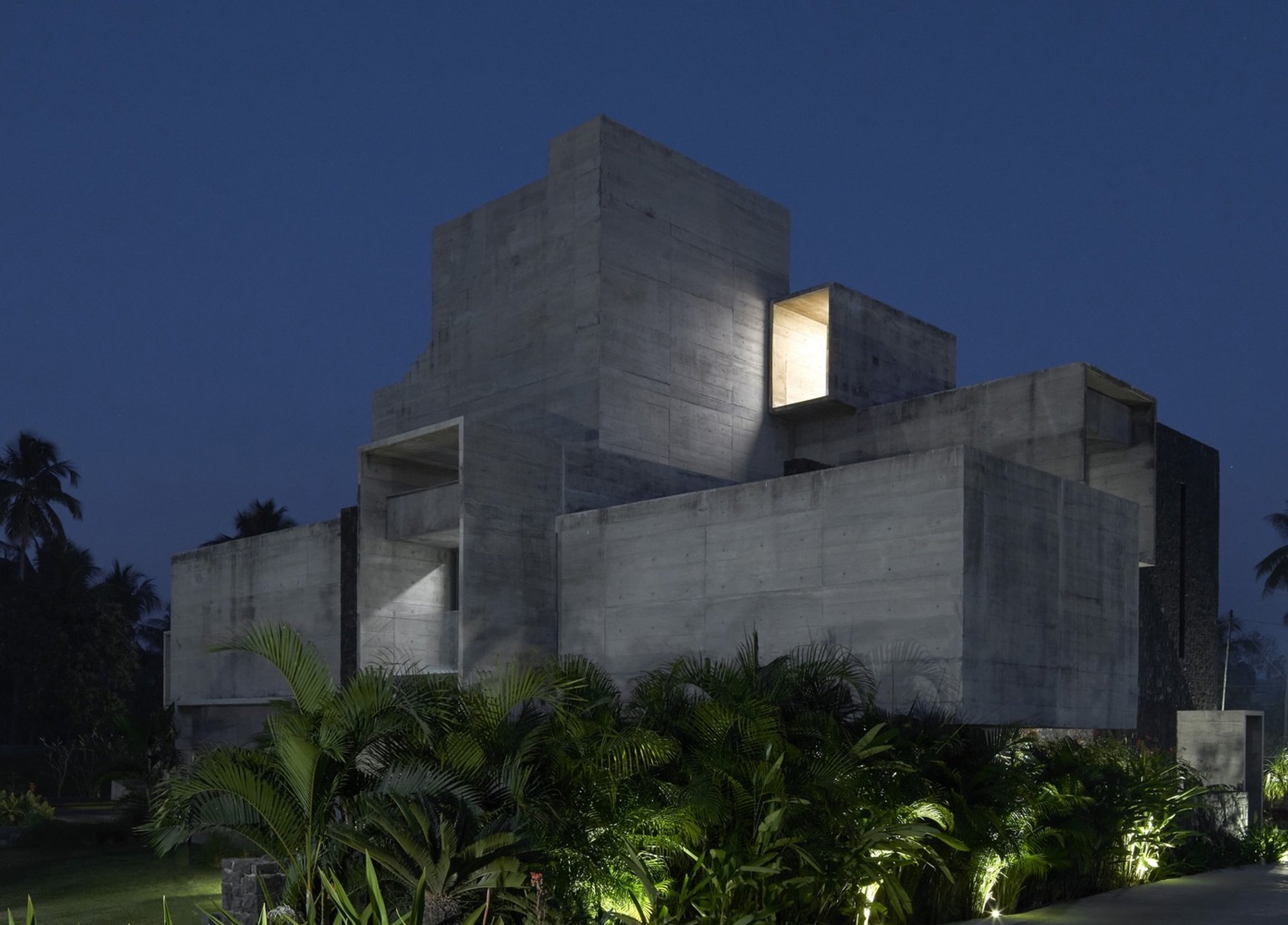 Matharoo Associates Channels the Ancient Stepwell to Build a Five-Story Sea House Near Surat