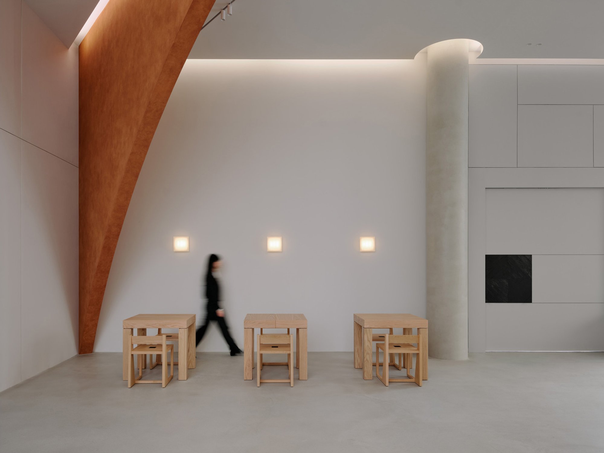 RiverRidge Cafe Interior Design: A Fusion of Classic and Contemporary Aesthetics